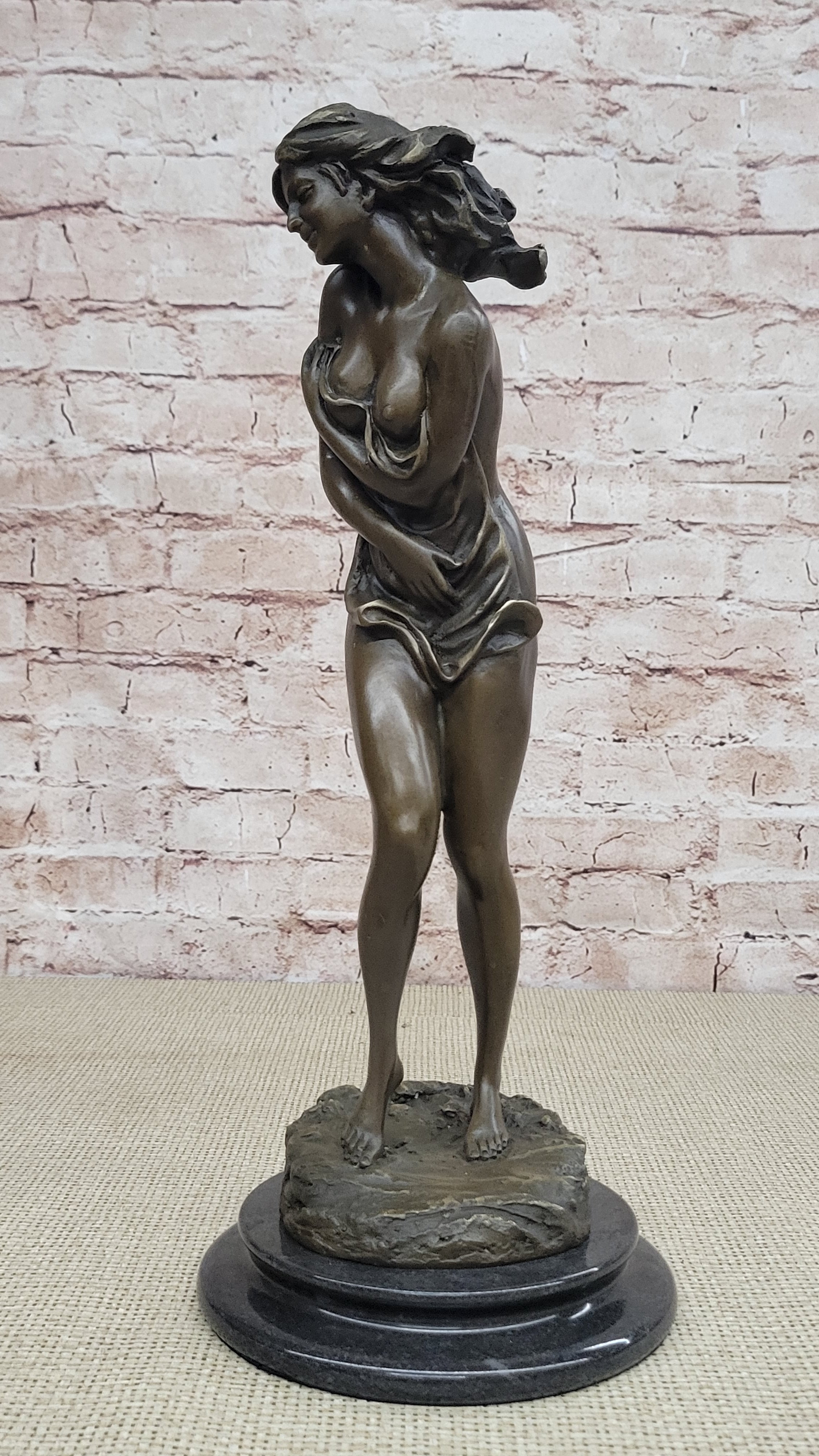 Rare Aldo Vitaleh Special Nude Female Covering Her Body Bronze Sculpture Statue
