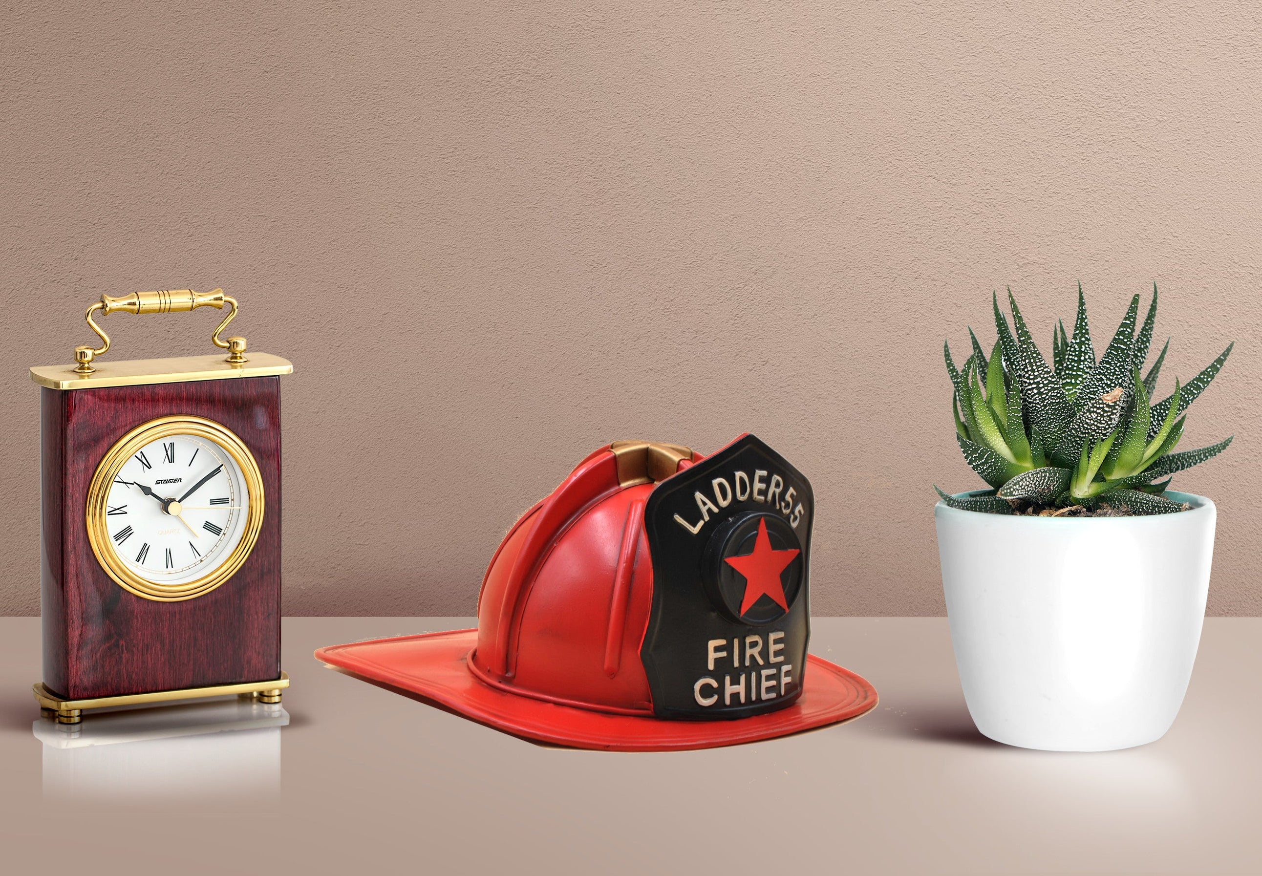 Ladder 55 FDNY Fire Chief Hat Collector Memorabilia Prop