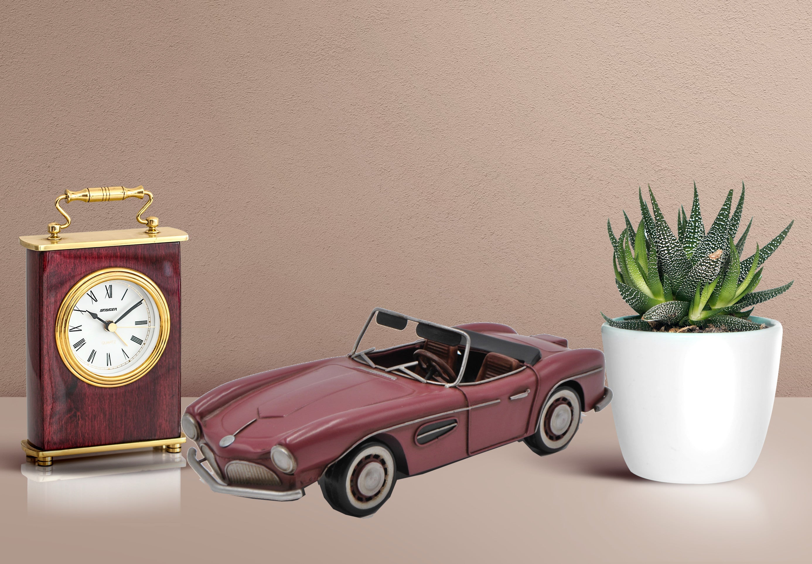 Burago 1:12 Scale Diecast BMW 507 Model - Rare Rose/Brown