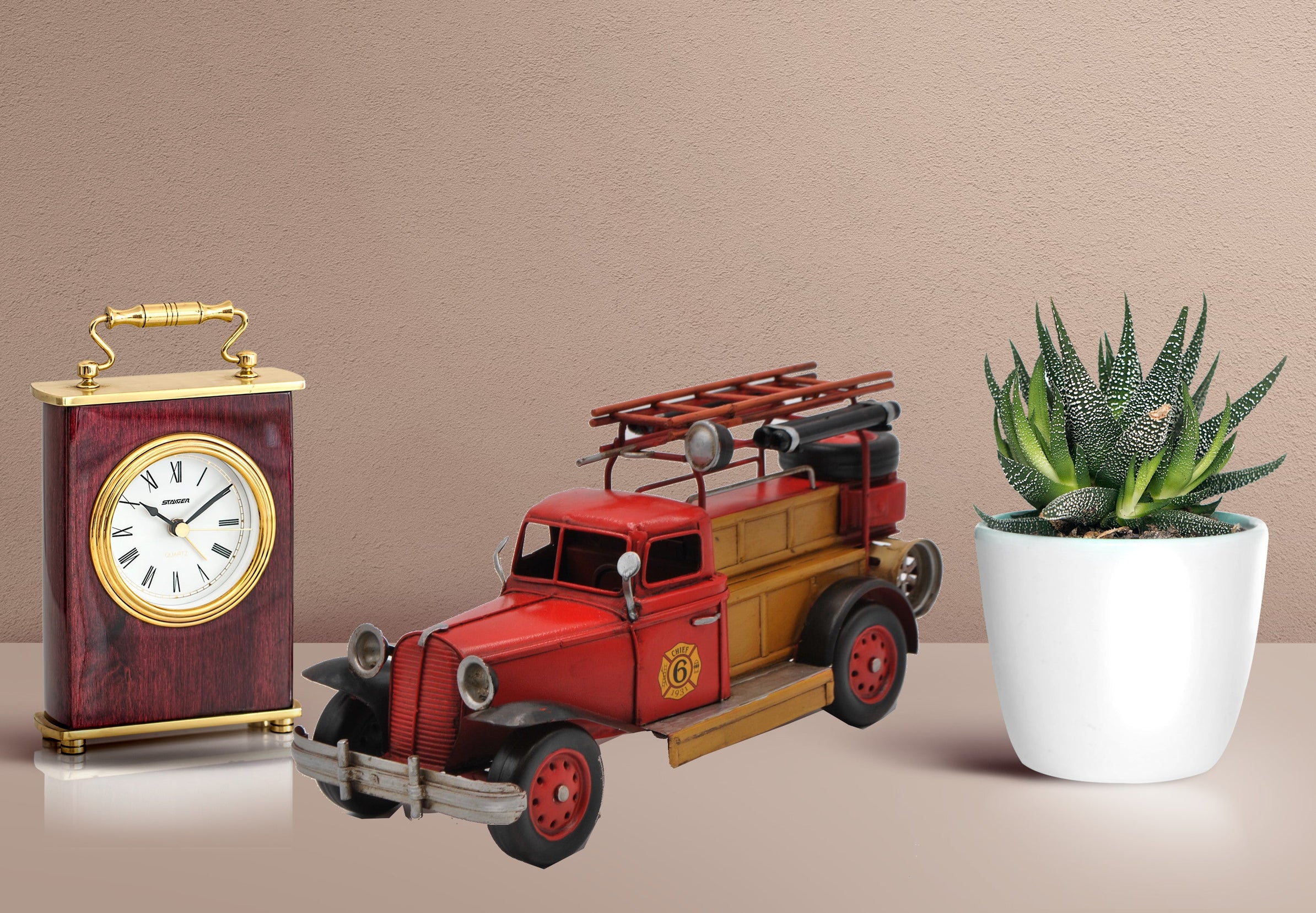 Ford Model A Fire Chief Pickup (1931, 1:14, Red) Number 6