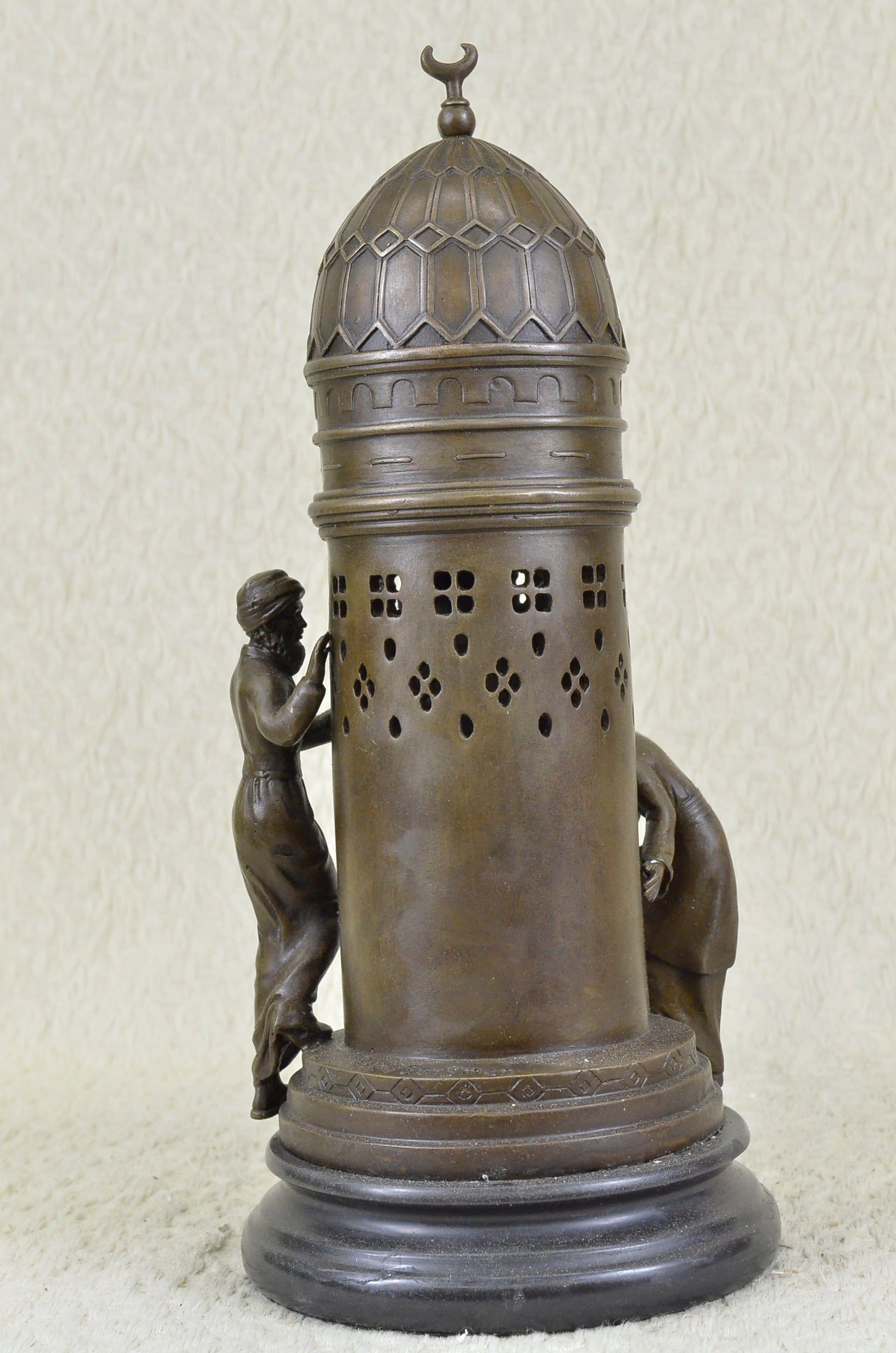 Peeping Ali Vintage Style Bronze Franz Bergman Vienna Bronze Arab Man Nude Art 15" x 6"
