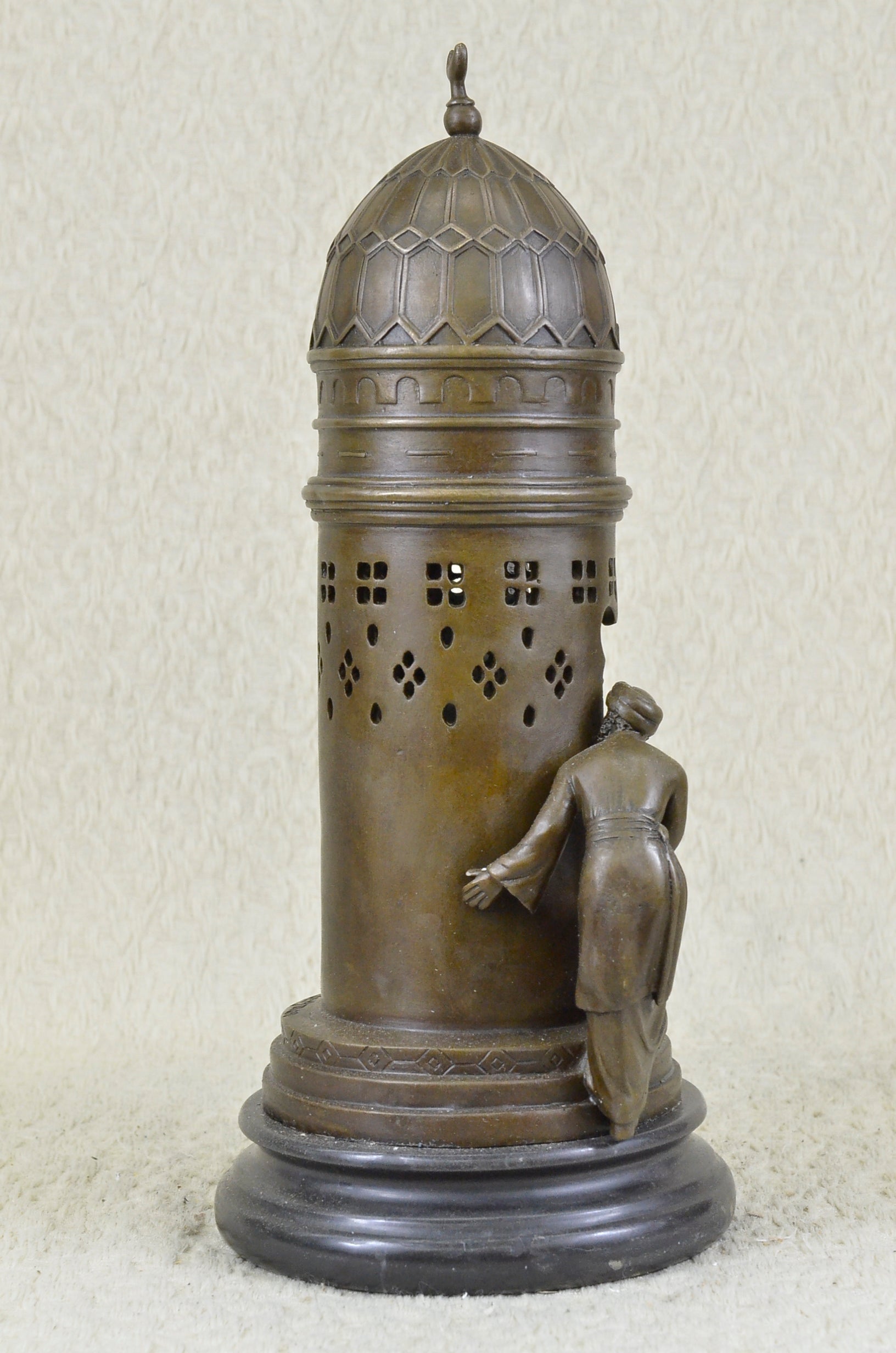 Peeping Ali Vintage Style Bronze Franz Bergman Vienna Bronze Arab Man Nude Art 15" x 6"