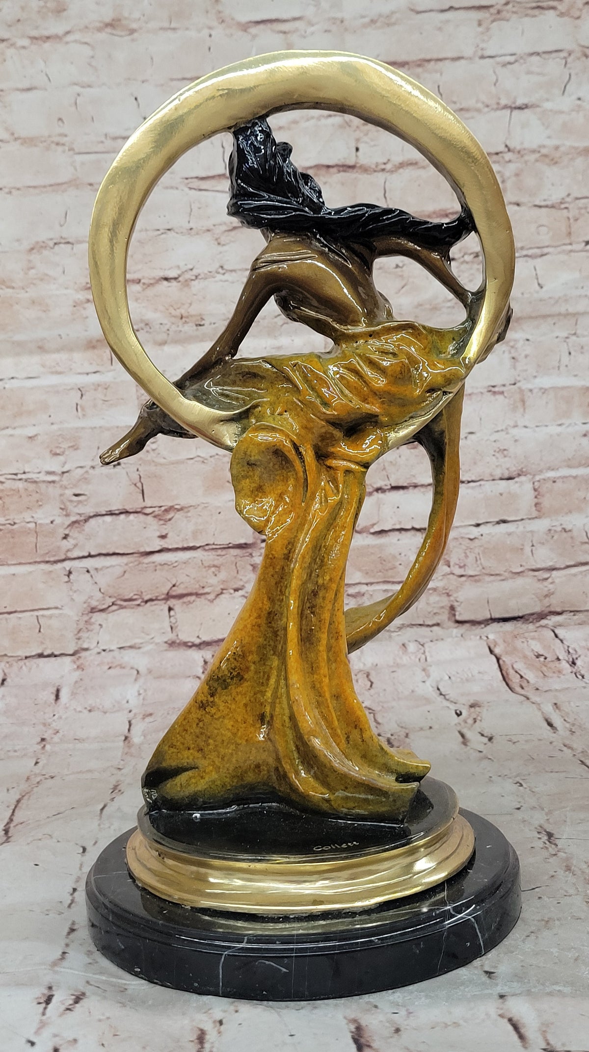 Hand Made Venus Goddess of Love Genuine Bronze Sculpture Signed Collett Statue