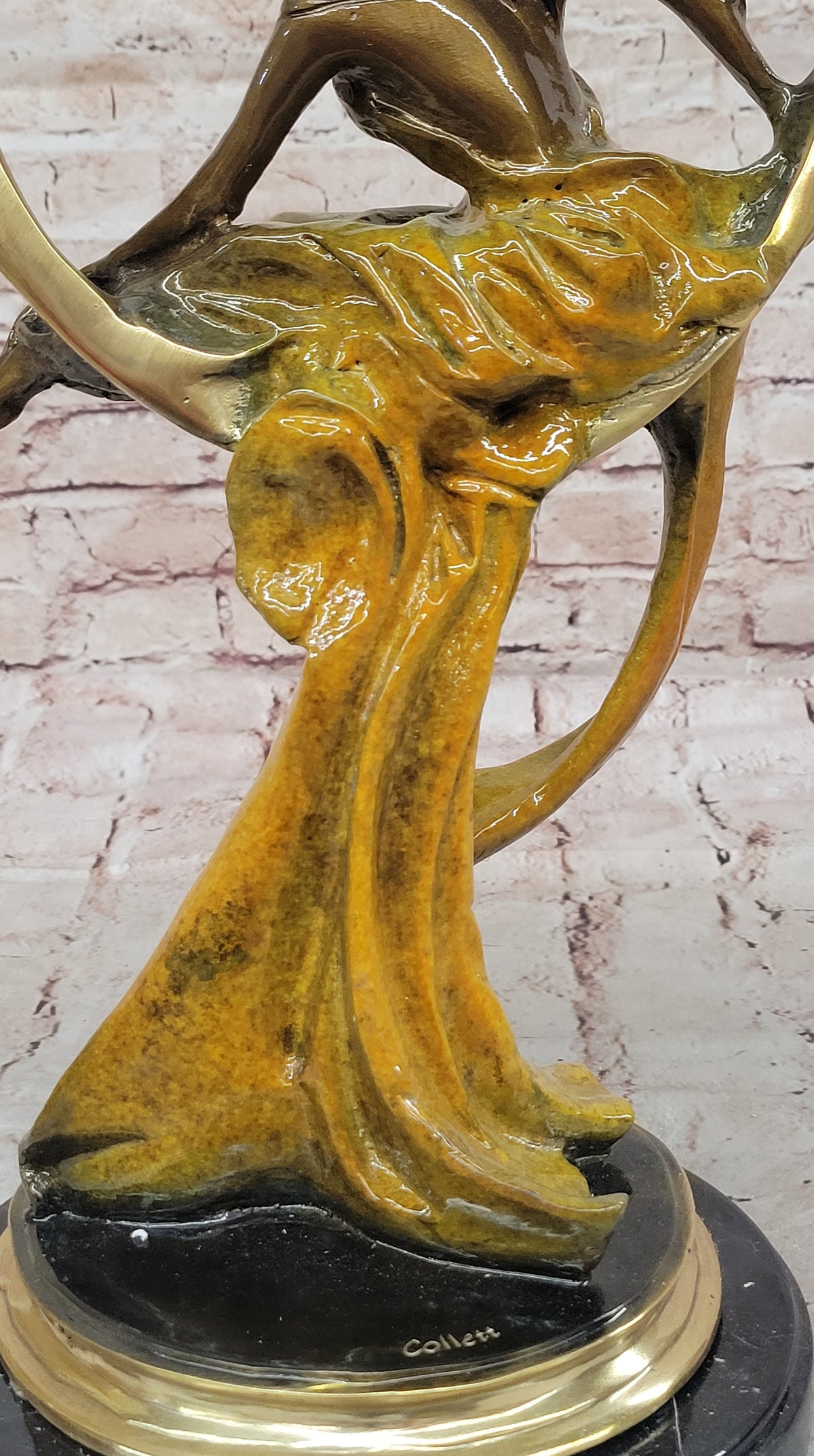Hand Made Venus Goddess of Love Genuine Bronze Sculpture Signed Collett Statue