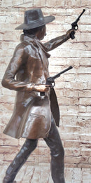 Wyatt Earp Gunslinger Wild West Sheriff Dual Pistols Bronze