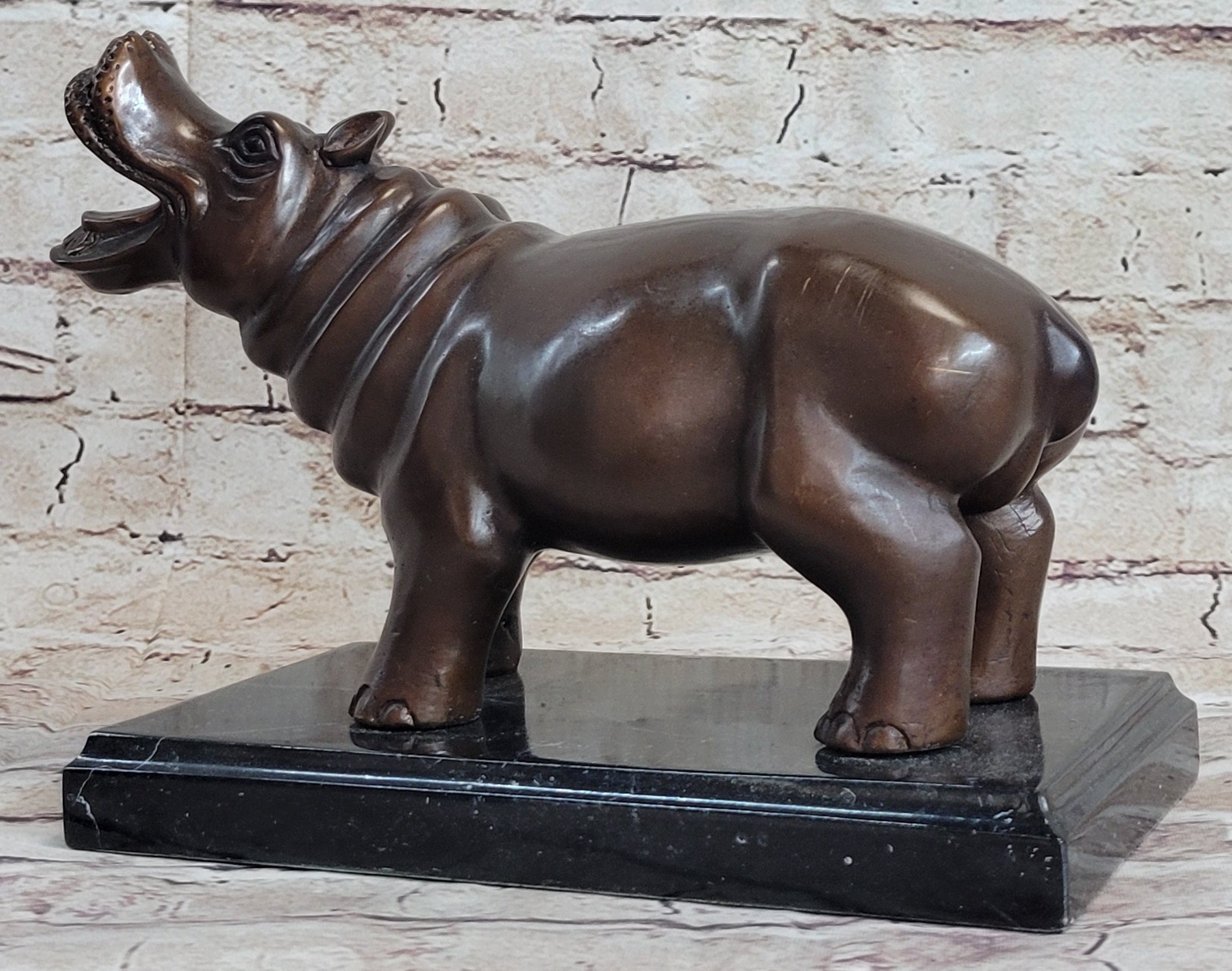 Yawning Hippopotamus - Bronze Sculpture by Mogniez