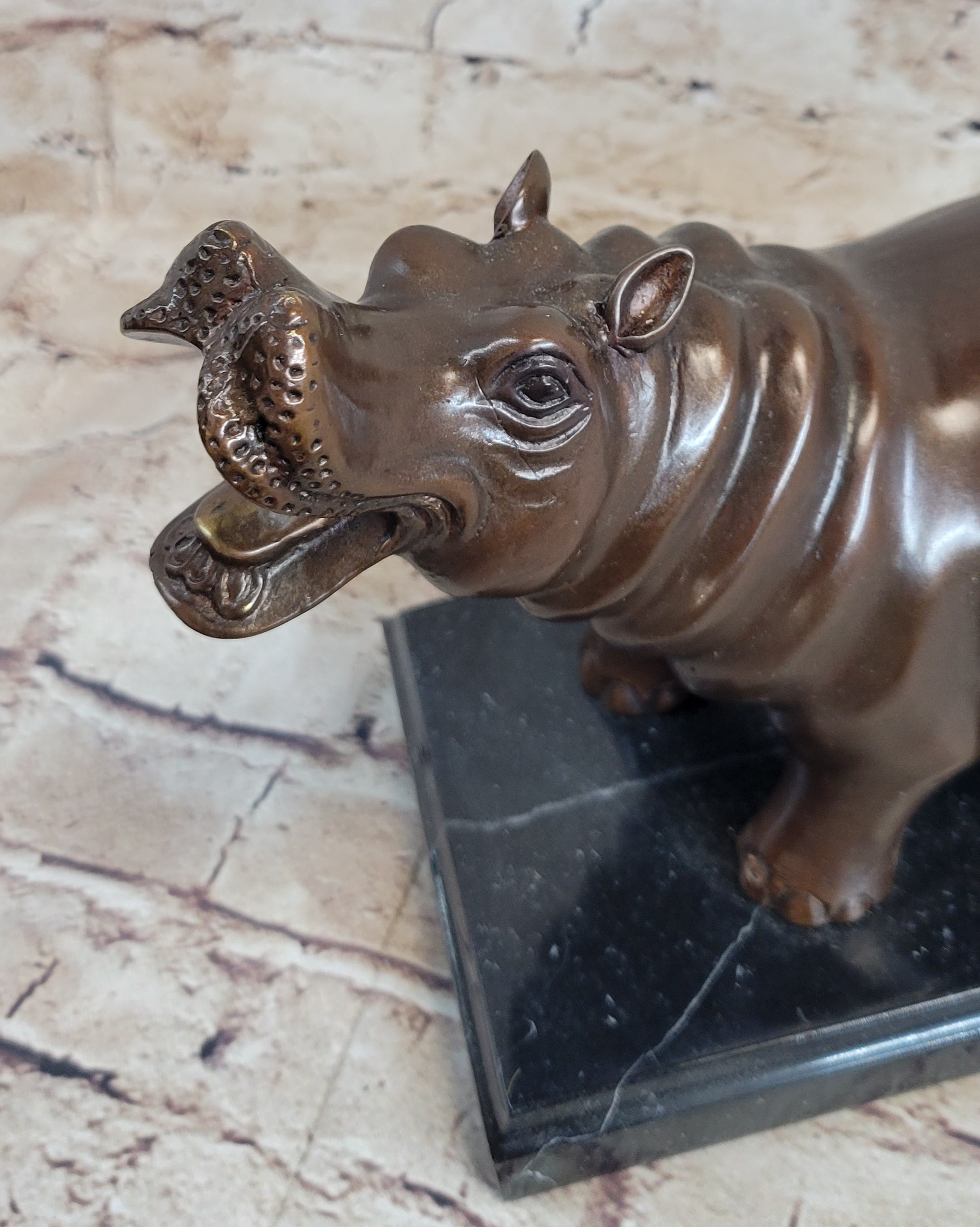 Yawning Hippopotamus - Bronze Sculpture by Mogniez