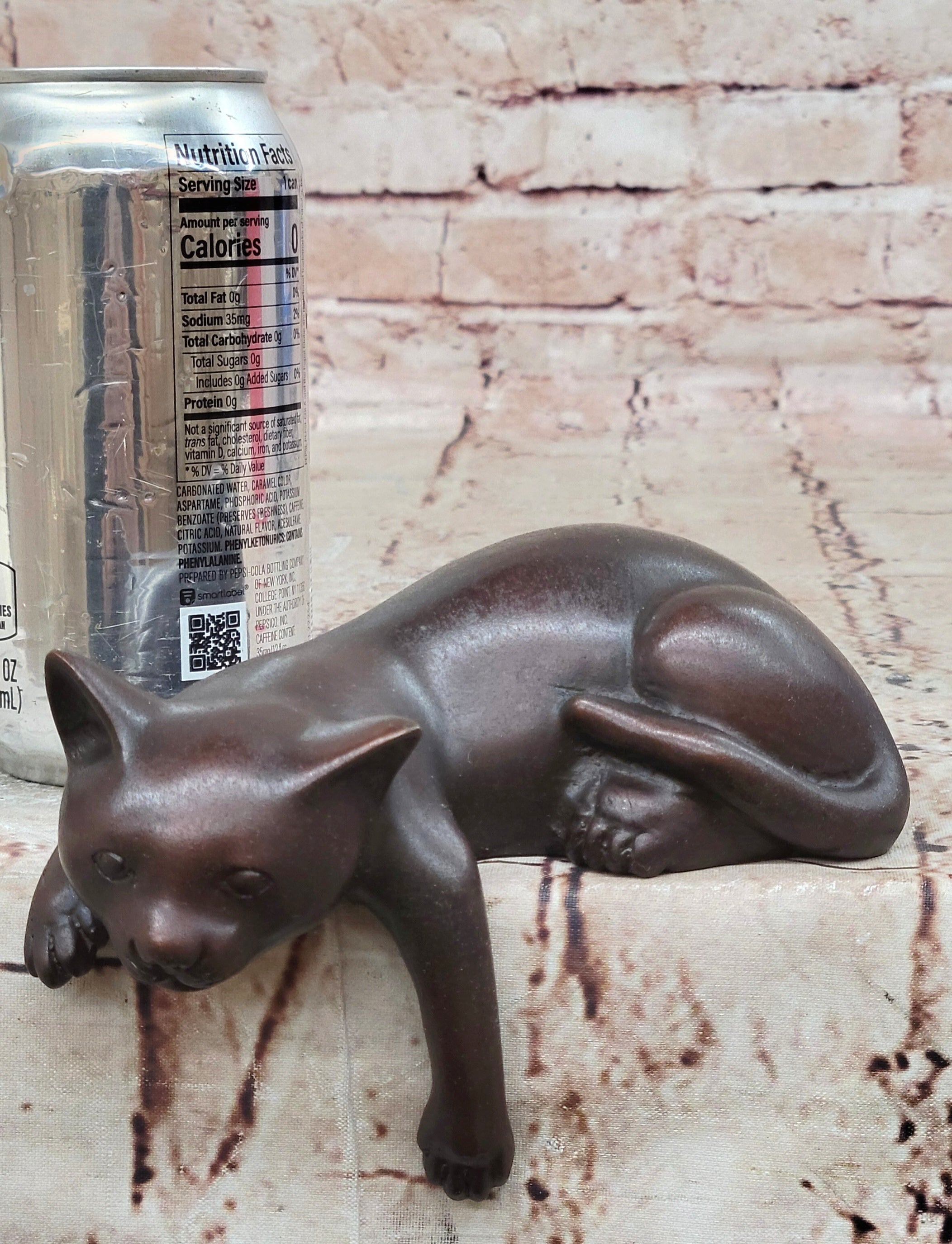 Lazy Cat Bronze – Minimalist Sleeping Kitty Signed Nardini