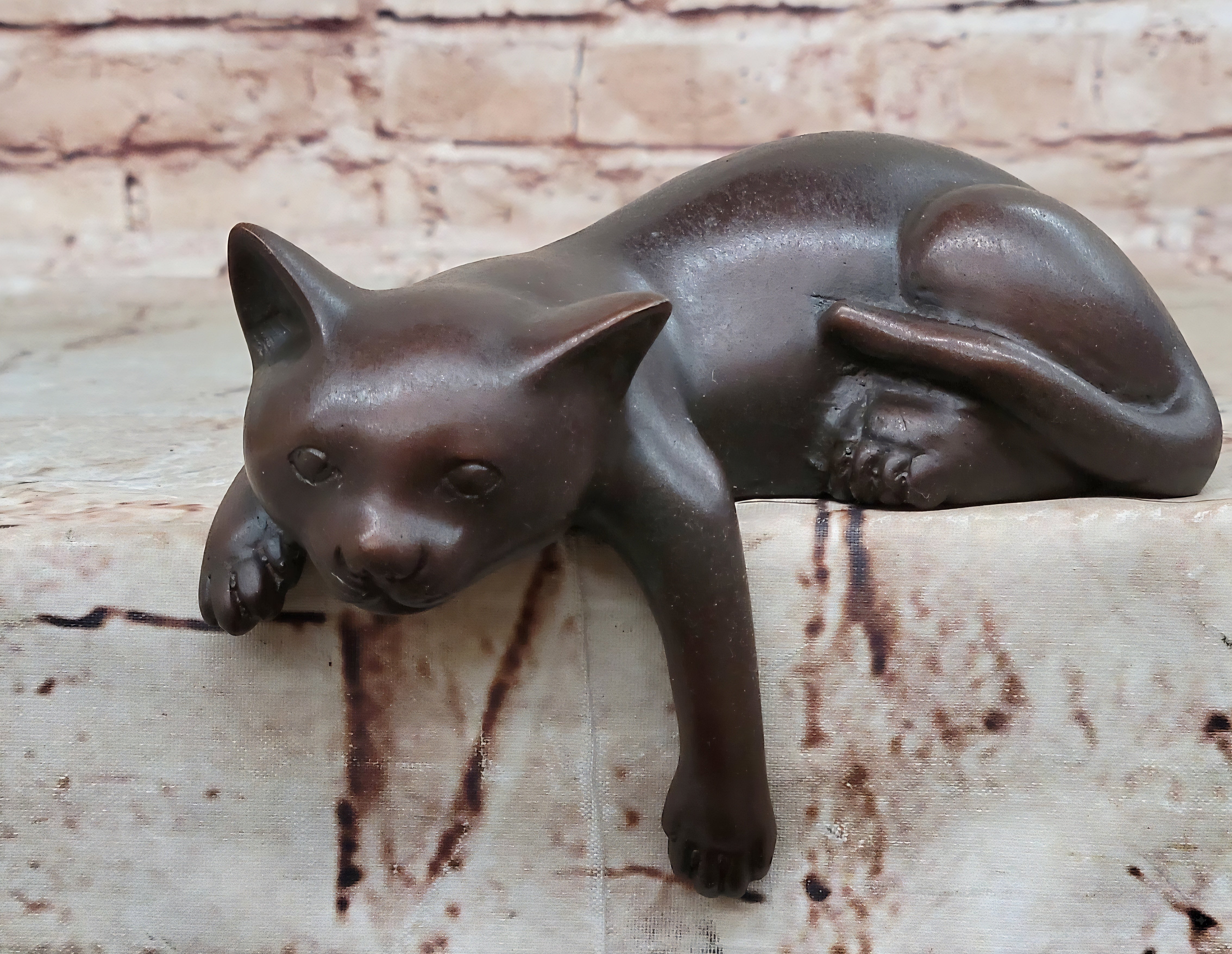 Lazy Cat Bronze – Minimalist Sleeping Kitty Signed Nardini