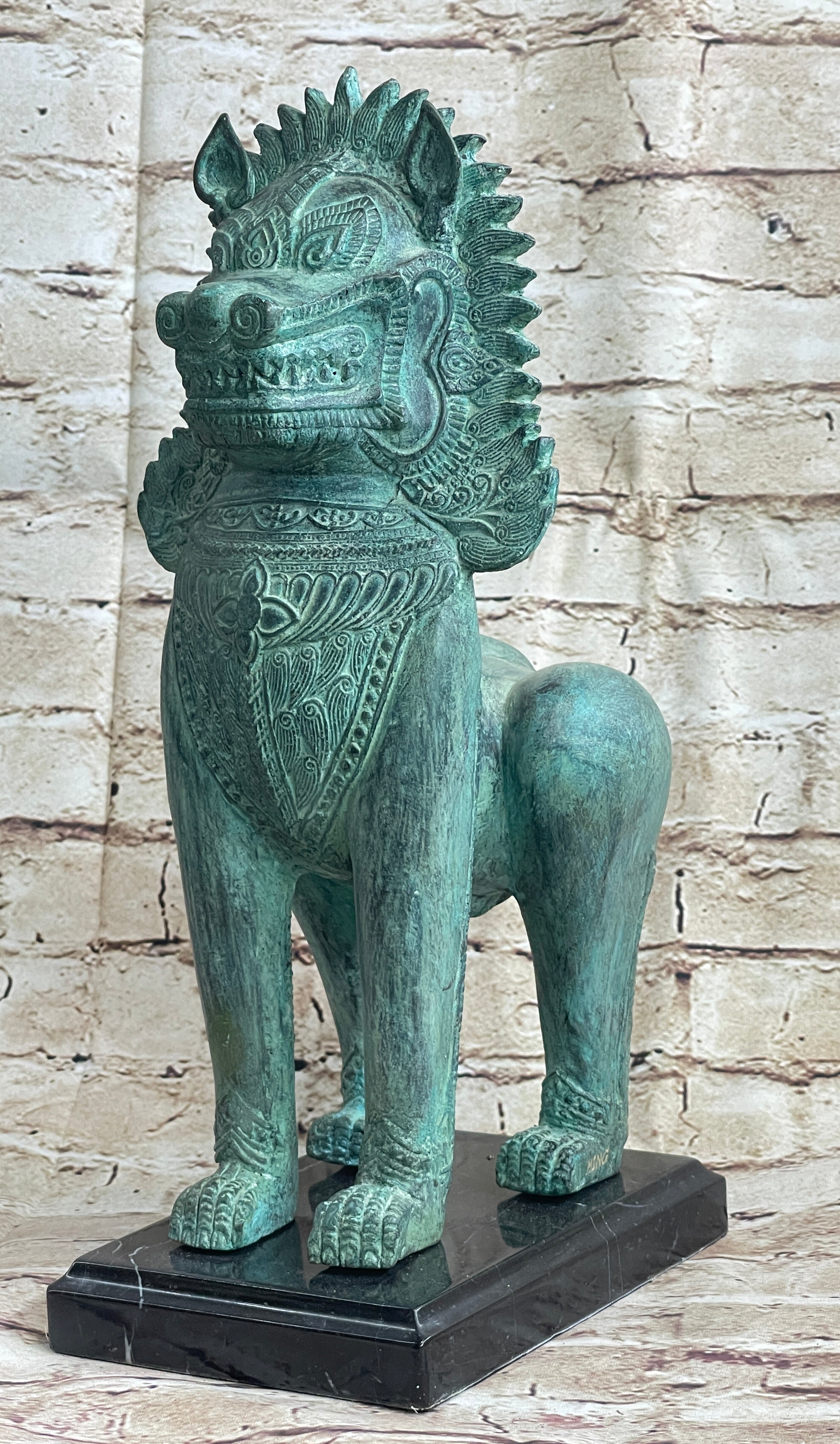 Chinese Foo Dog Guardian Lion Bronze Sculpture 13" x 6"