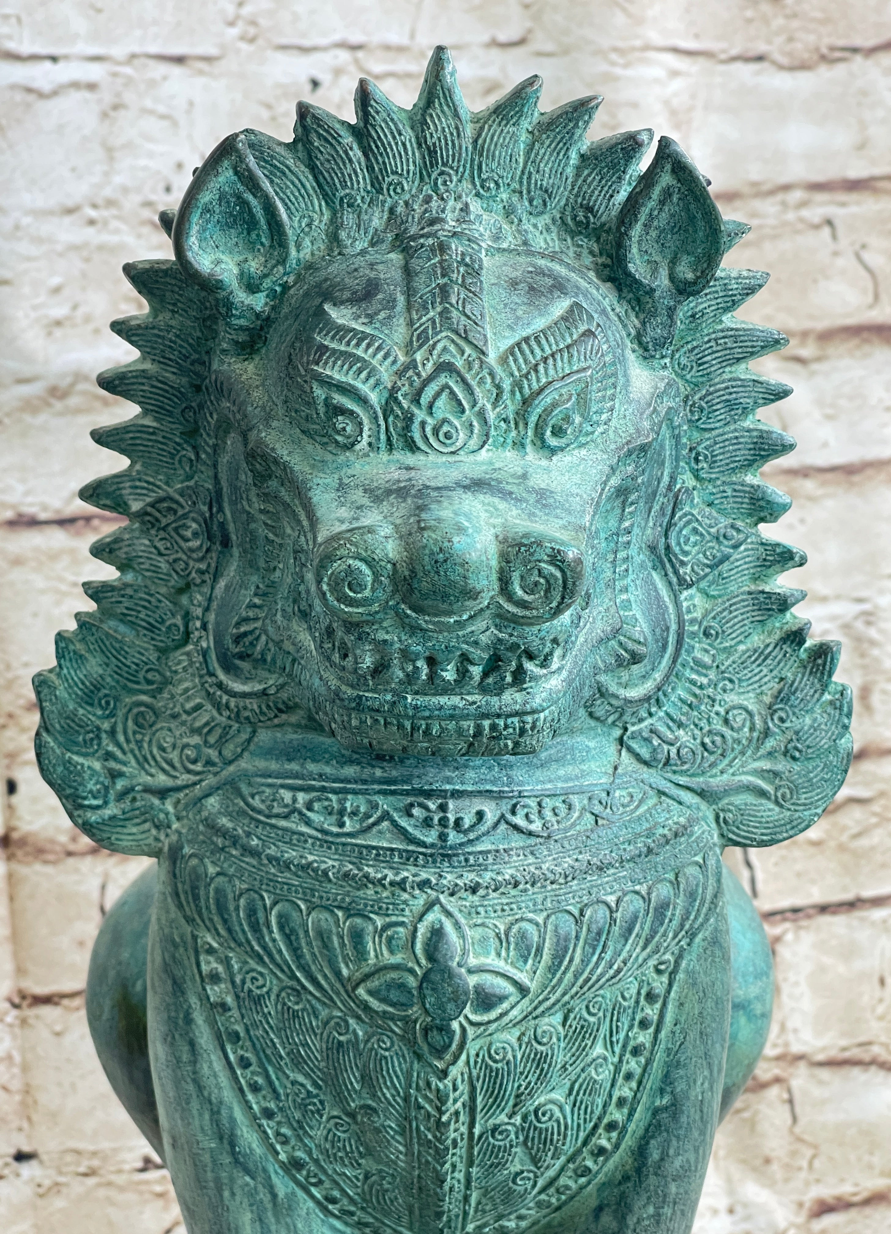 Chinese Foo Dog Guardian Lion Bronze Sculpture 13" x 6"