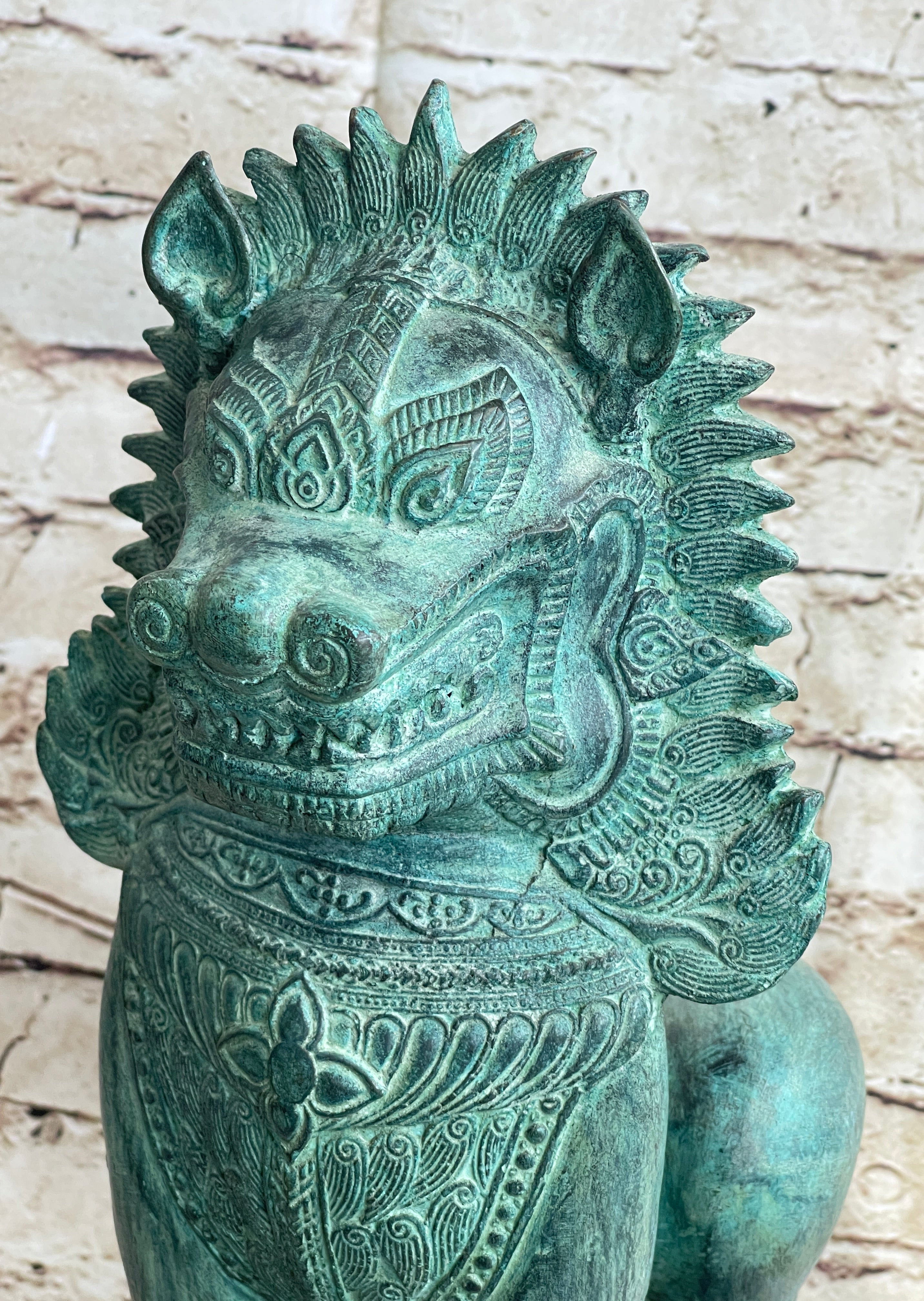 Chinese Foo Dog Guardian Lion Bronze Sculpture 13" x 6"