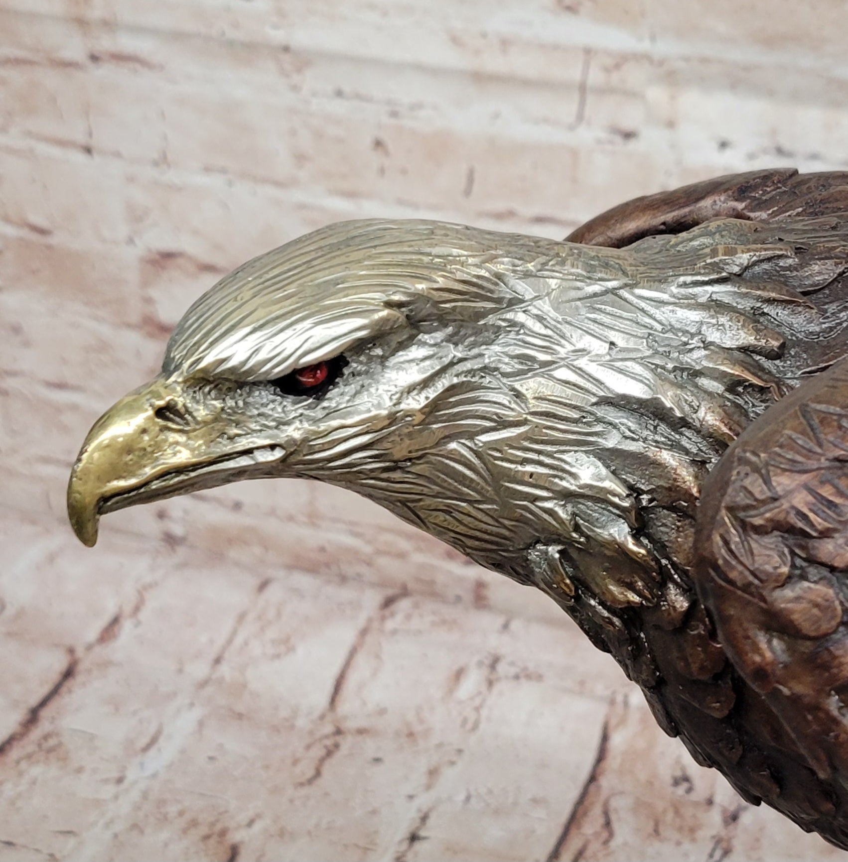 Bronze Bald Eagle Sculpture – Moigniez Signature Piece