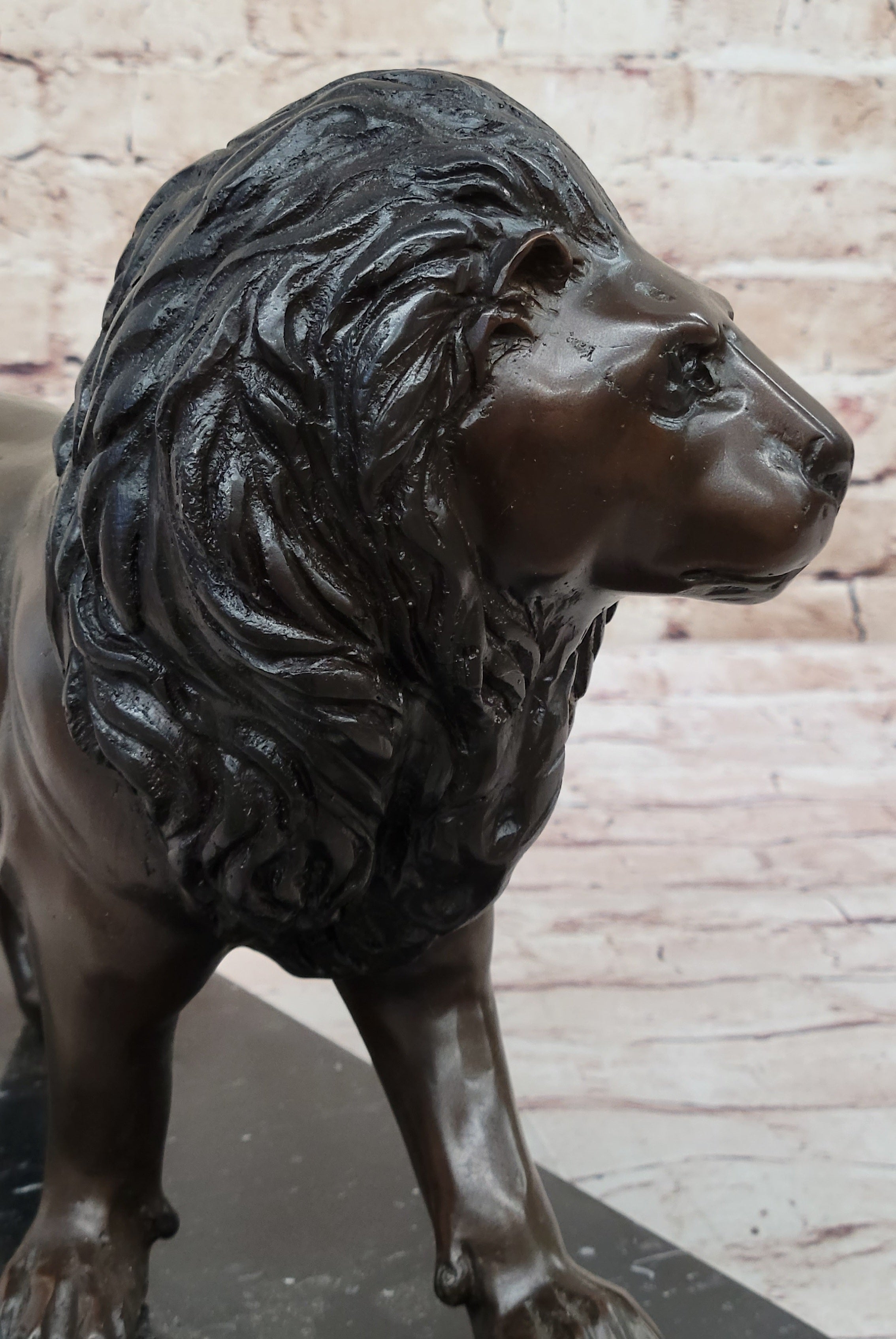 Hot Cast Bronze Hunting Lion Puma Lioness Jungle Safari Sculpture
