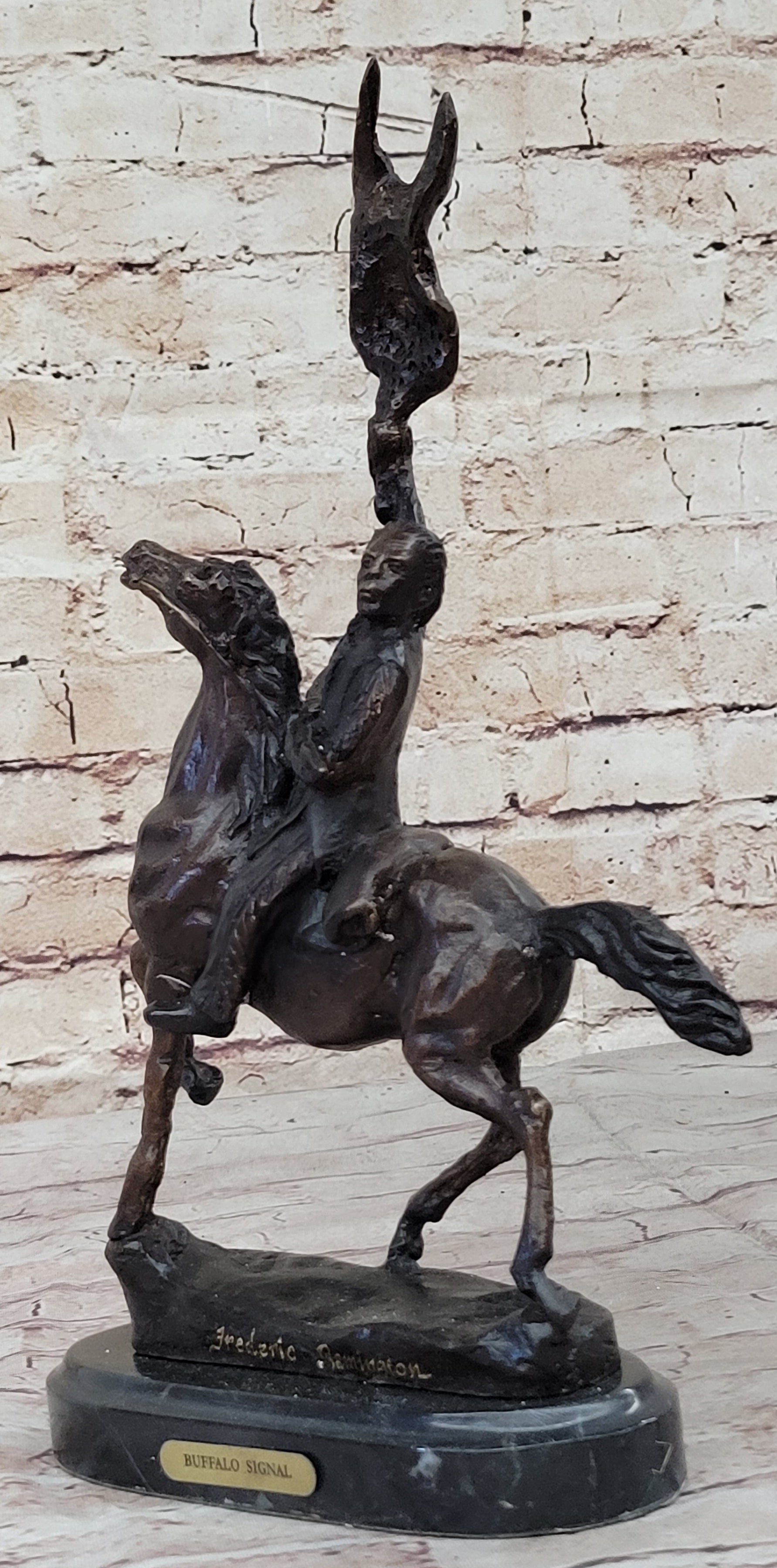 BUFFALO SIGNAL Frederic Remington Bronze Desktop Statue Sculpture Western 13" x 9"
