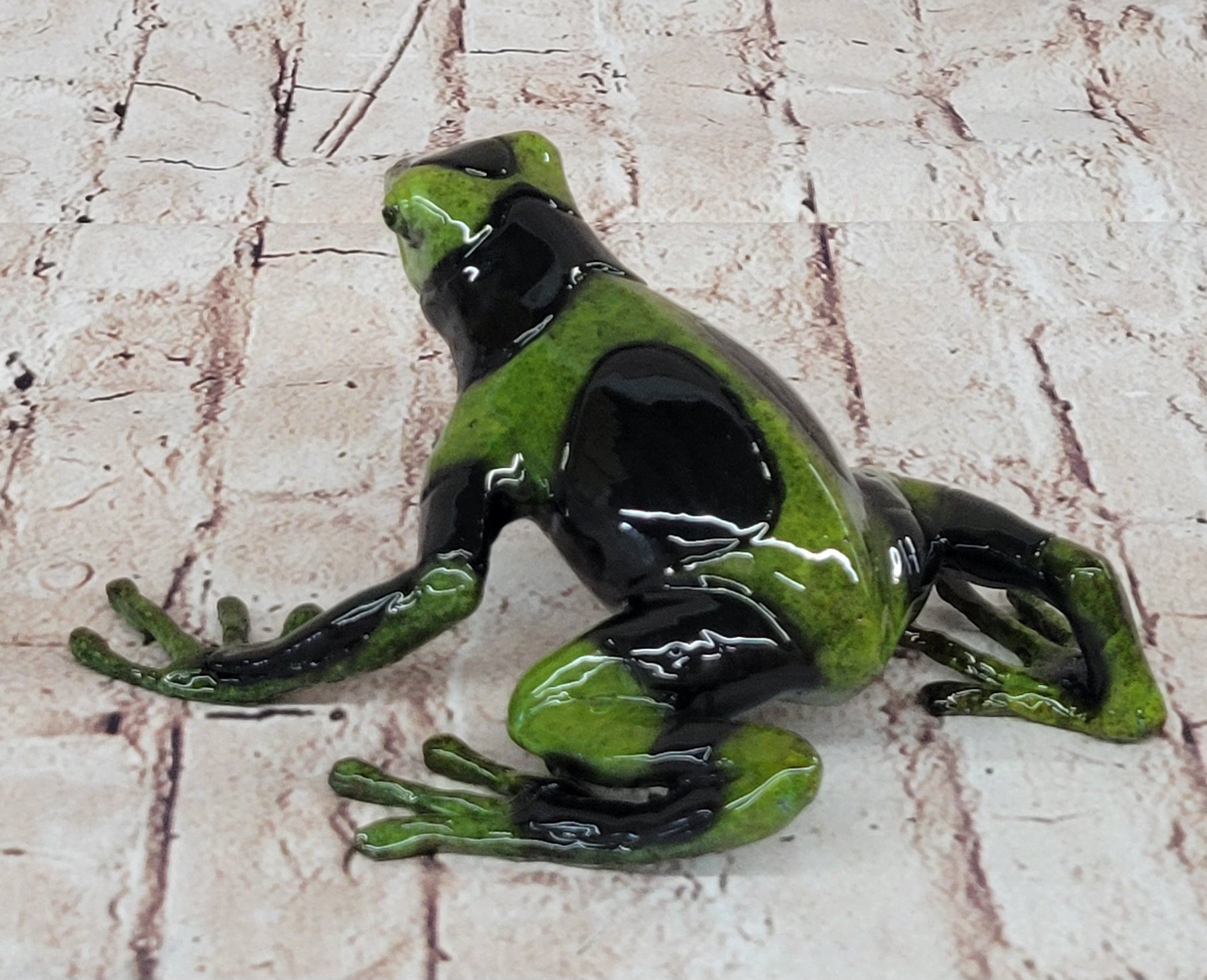 Green & Black Poison Dart Tree Frog Bronze Metal Signed & Numbered