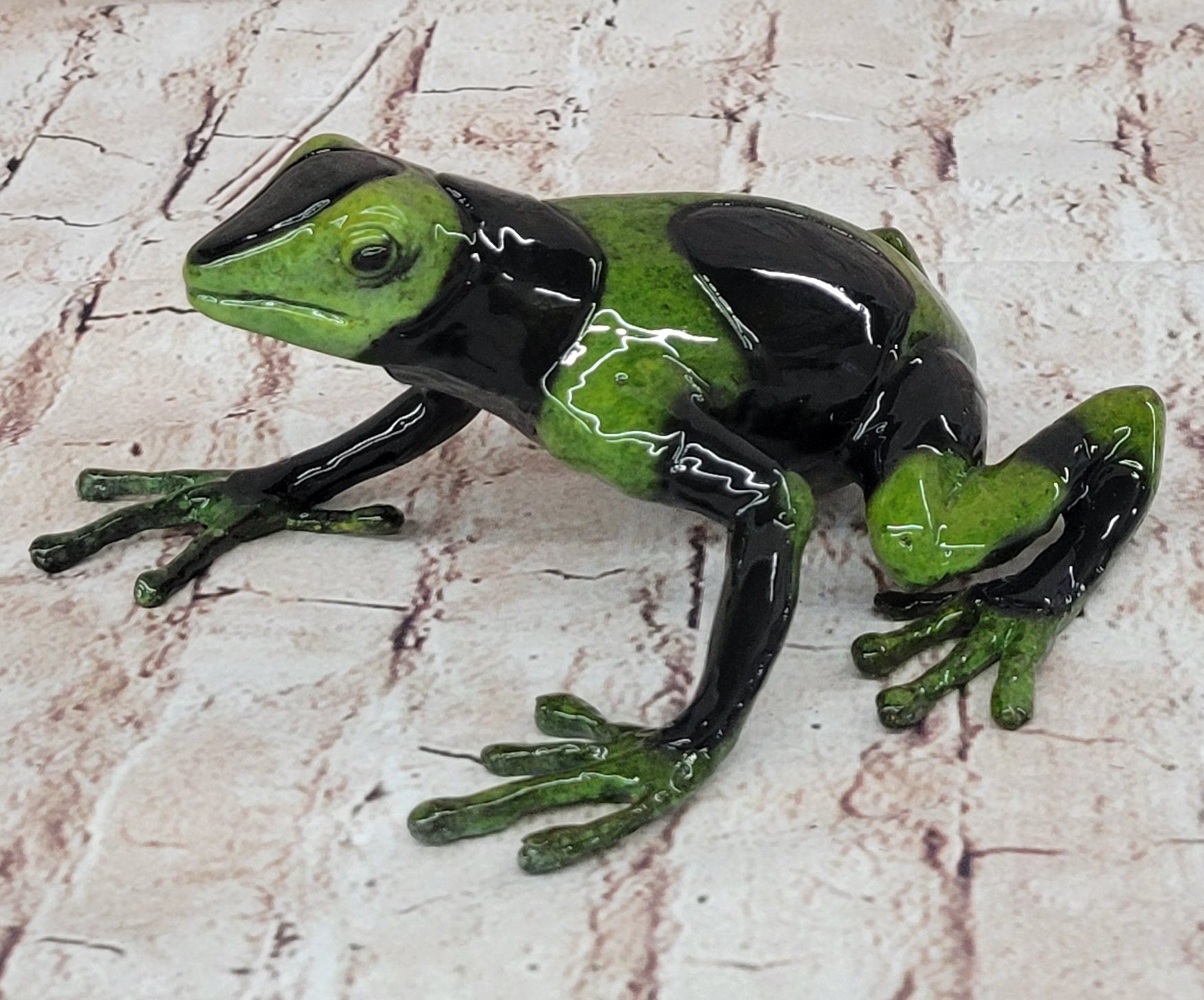 Green & Black Poison Dart Tree Frog Bronze Metal Signed & Numbered