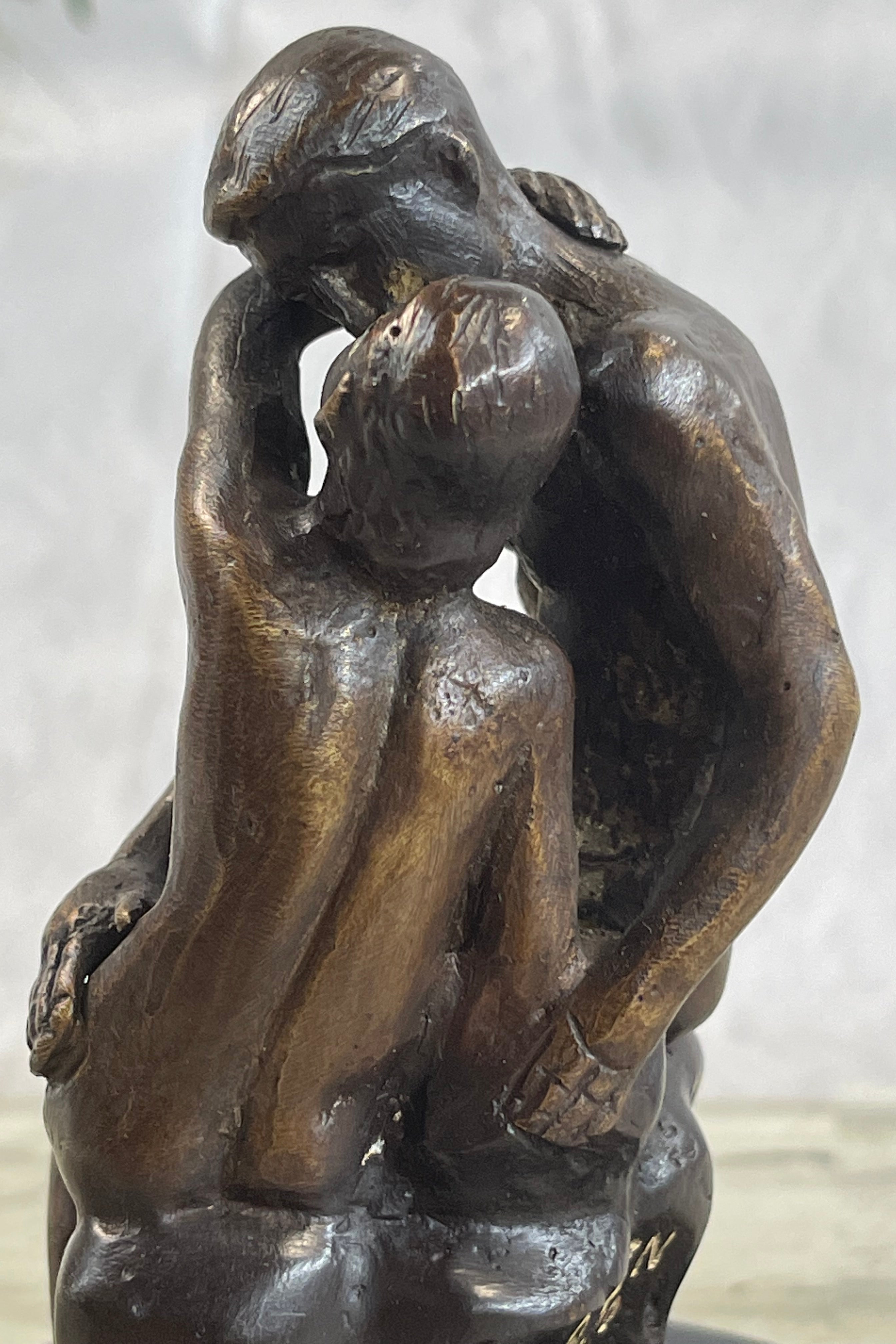 THE KISS by Auguste Rodin Bronze Desktop Sculpture 7" x 4"