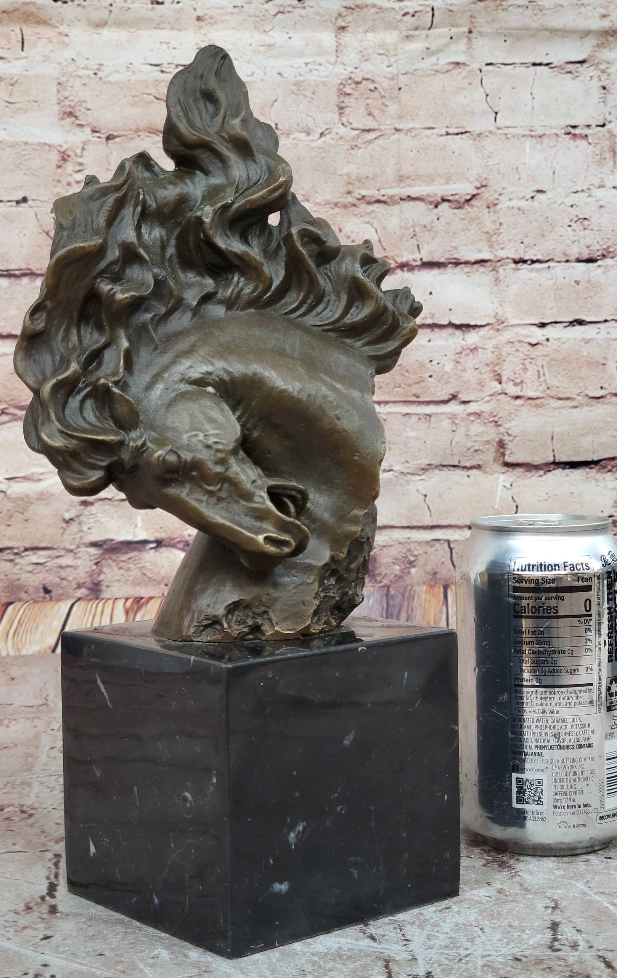 Bronze Horse Head Bust – Swirling Mane Sculpture on Marble Base