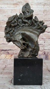 Bronze Horse Head Bust – Swirling Mane Sculpture on Marble Base