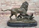 Bronze Lion vs Crocodile by Delabrierre – Wildlife Showdown