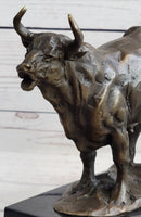 Hot Cast Bronze Bull Cattle Cow Sculpture on Marble Base