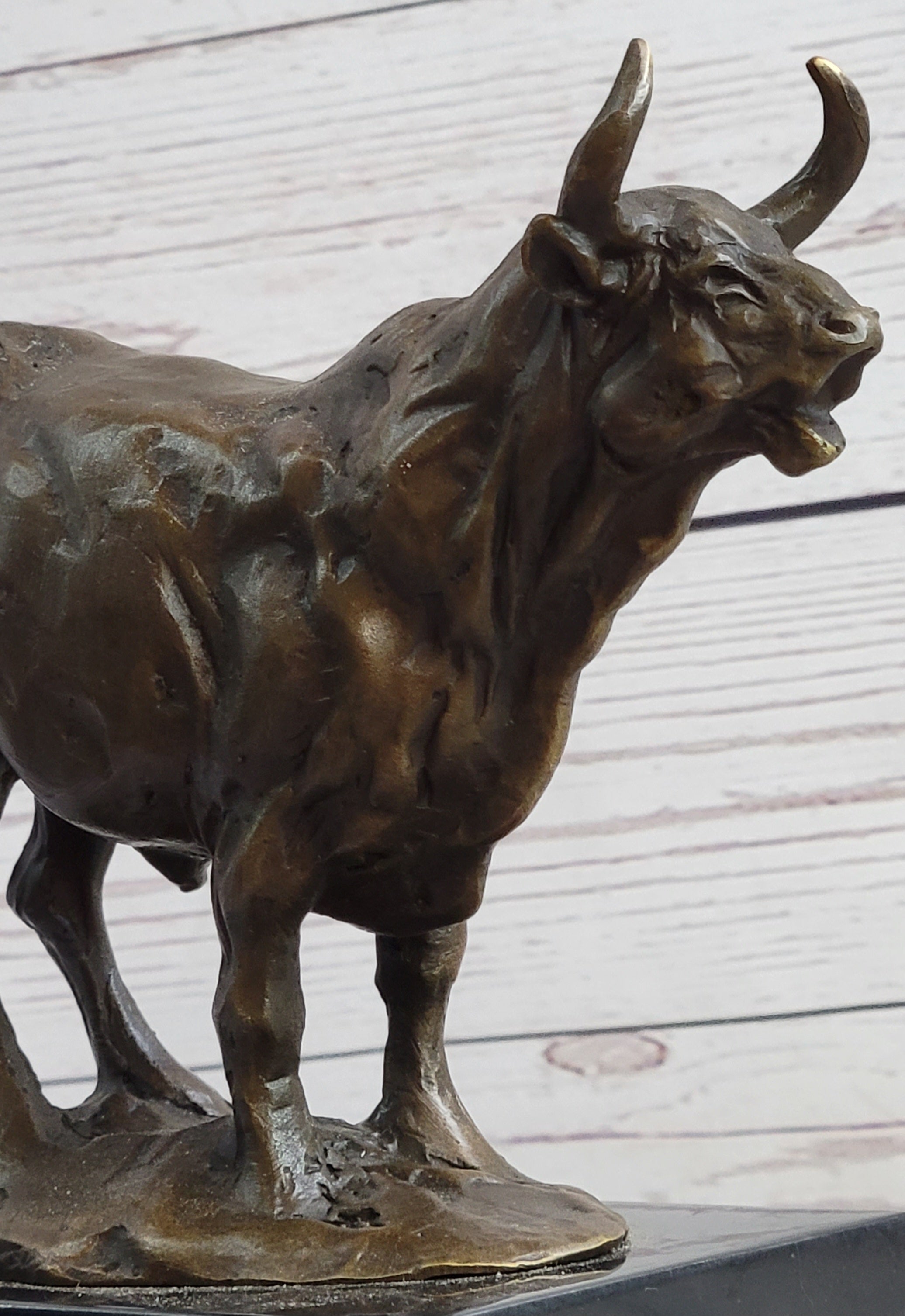 Hot Cast Bronze Bull Cattle Cow Sculpture on Marble Base