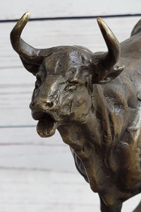 Hot Cast Bronze Bull Cattle Cow Sculpture on Marble Base