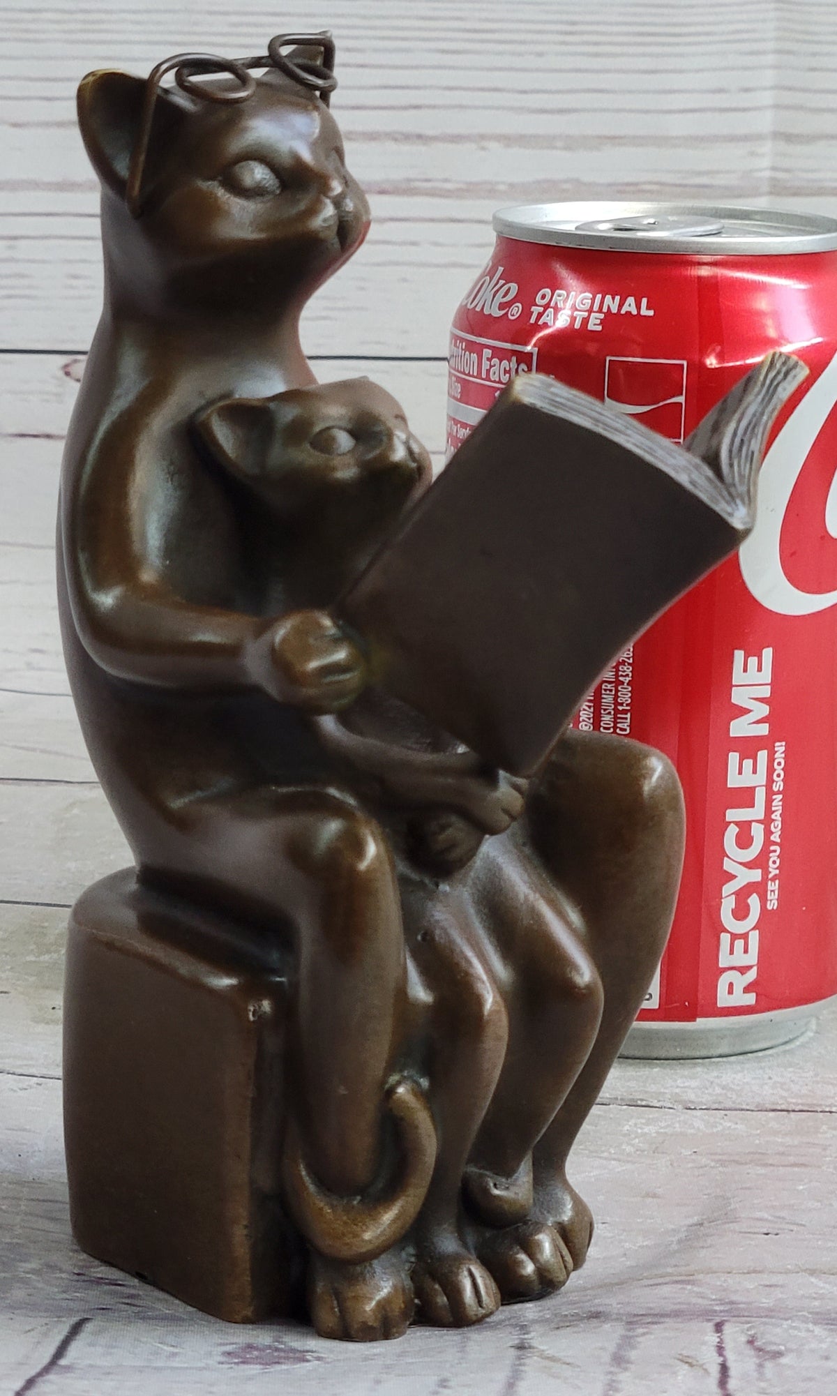 Charming Cat with Baby Telling Stories Bronze Sculpture