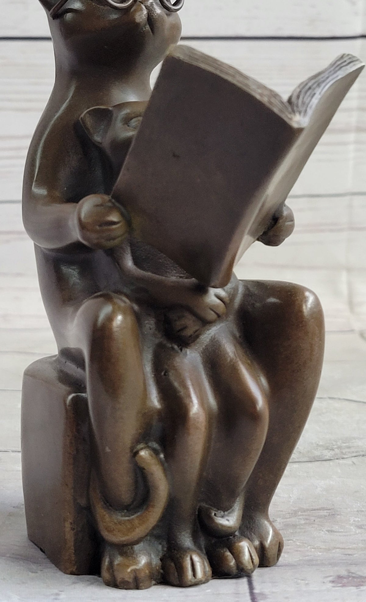 Charming Cat with Baby Telling Stories Bronze Sculpture