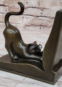 Playful Bronze Cat Bookends – Whimsical Feline Art