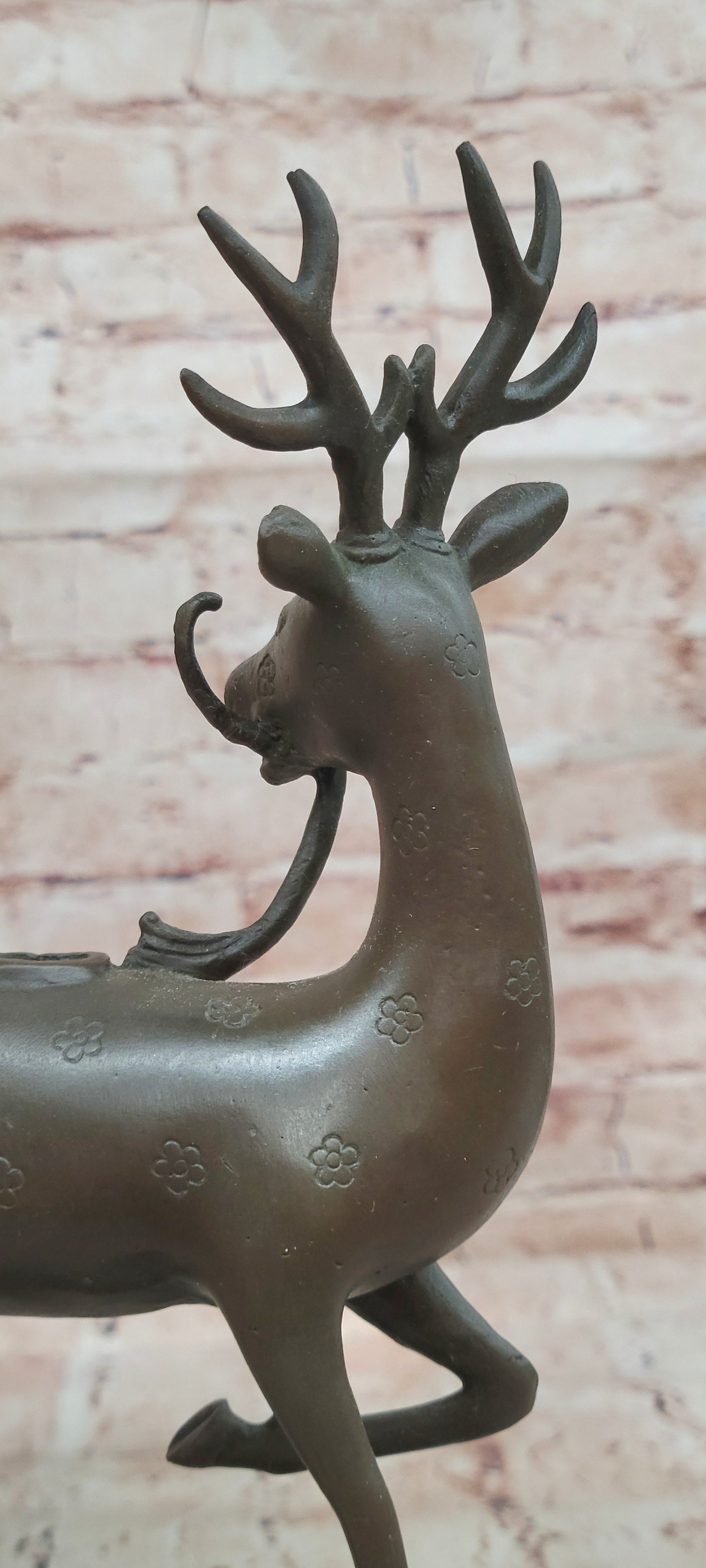Collectible Figurines Bronze Deer Statues and Sculptures with Marble Base Animal