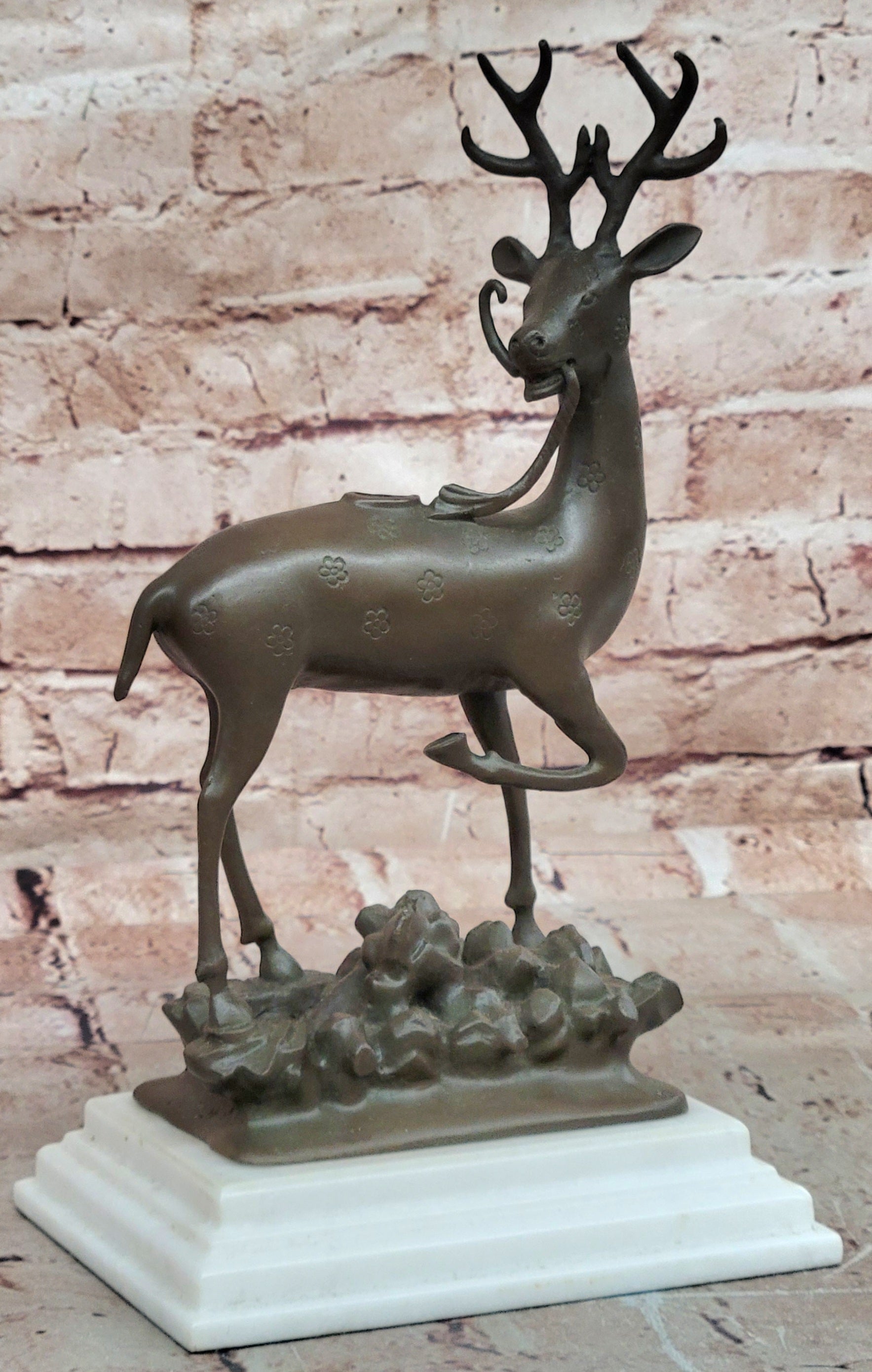 Deer Stag Sculpture Nordic Ornament Milo