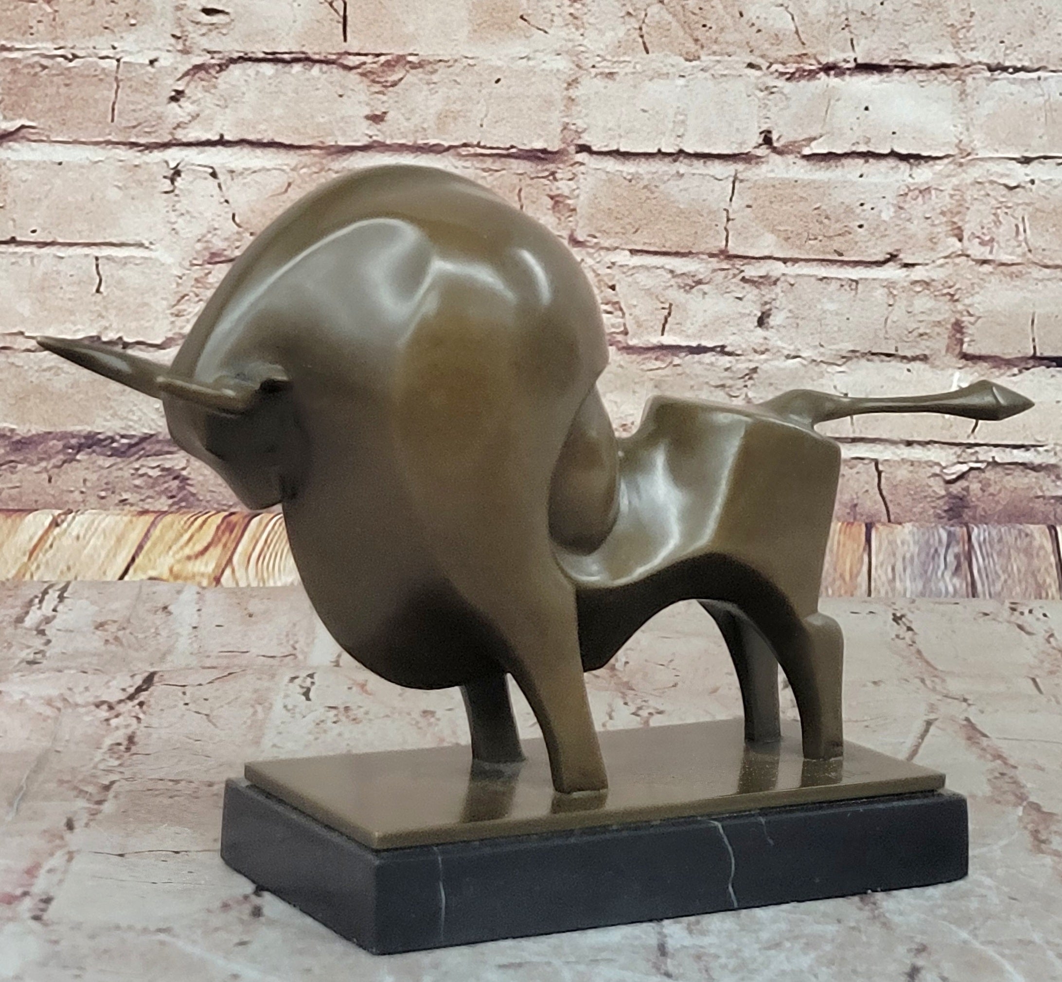 Milo Abstract Bronze Bull – Powerful Modern Statement