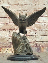 Soaring Bronze Owl by Mario Nick – Wildlife Sculpture