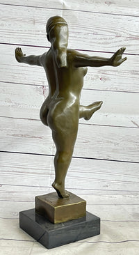 Fernando Botero Nude Girl Kicking Sculpture Modern Art 17" x 11"