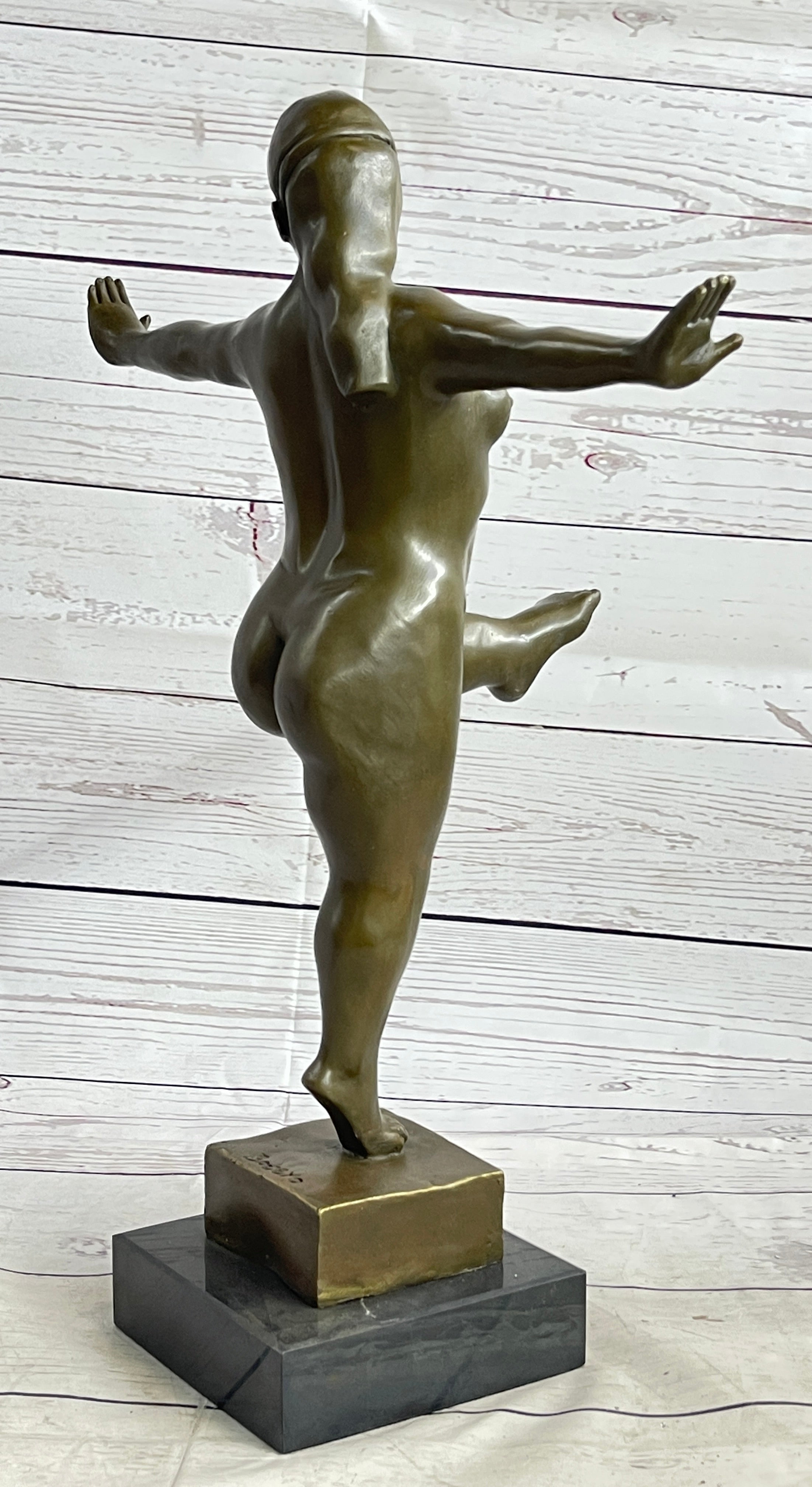 Fernando Botero Nude Girl Kicking Sculpture Modern Art 17" x 11"