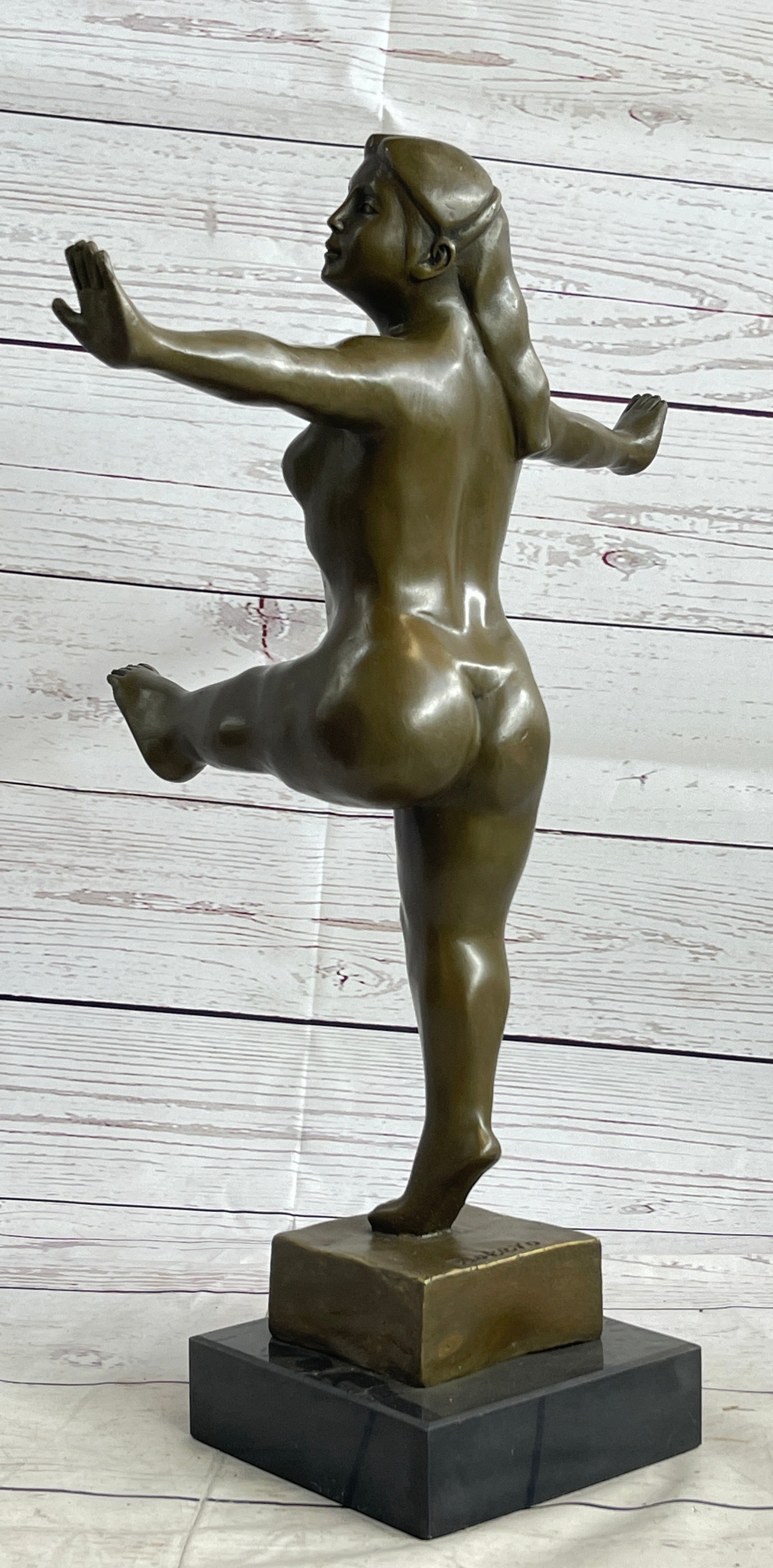 Fernando Botero Nude Girl Kicking Sculpture Modern Art 17" x 11"