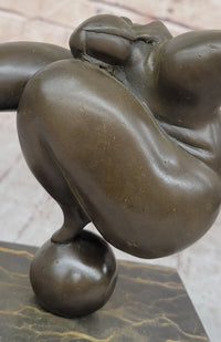Curvy Woman Abstract Modern Art Bronze Sculpture 10" x 7"