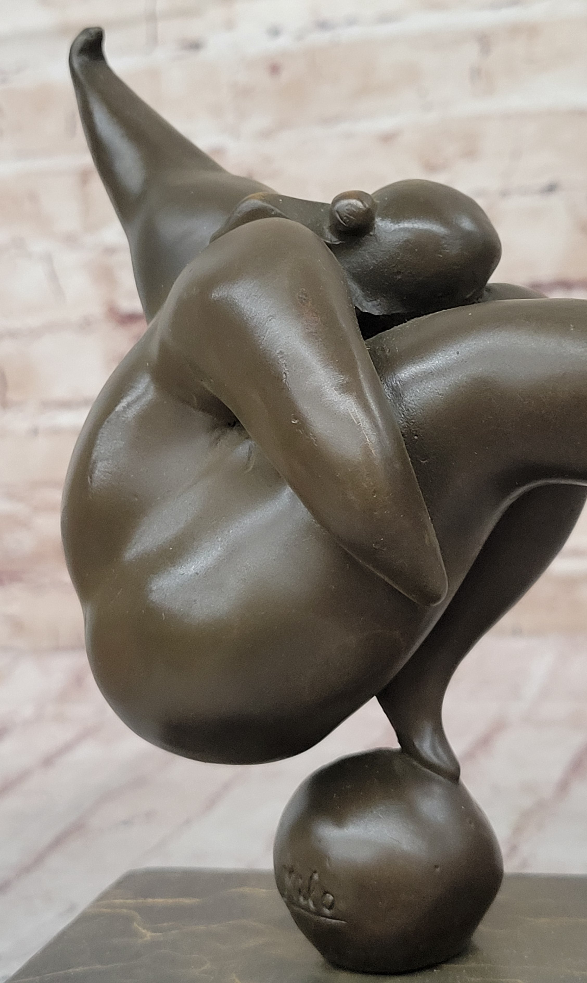 Curvy Woman Abstract Modern Art Bronze Sculpture 10" x 7"