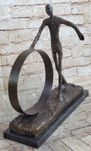 L'homme qui marche I - Alberto Giacometti - Large Bronze