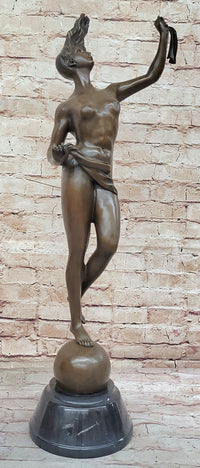 Nude Female Figure Holding a Conch Shell - Bronze Sculpture by Danese Cattaneo