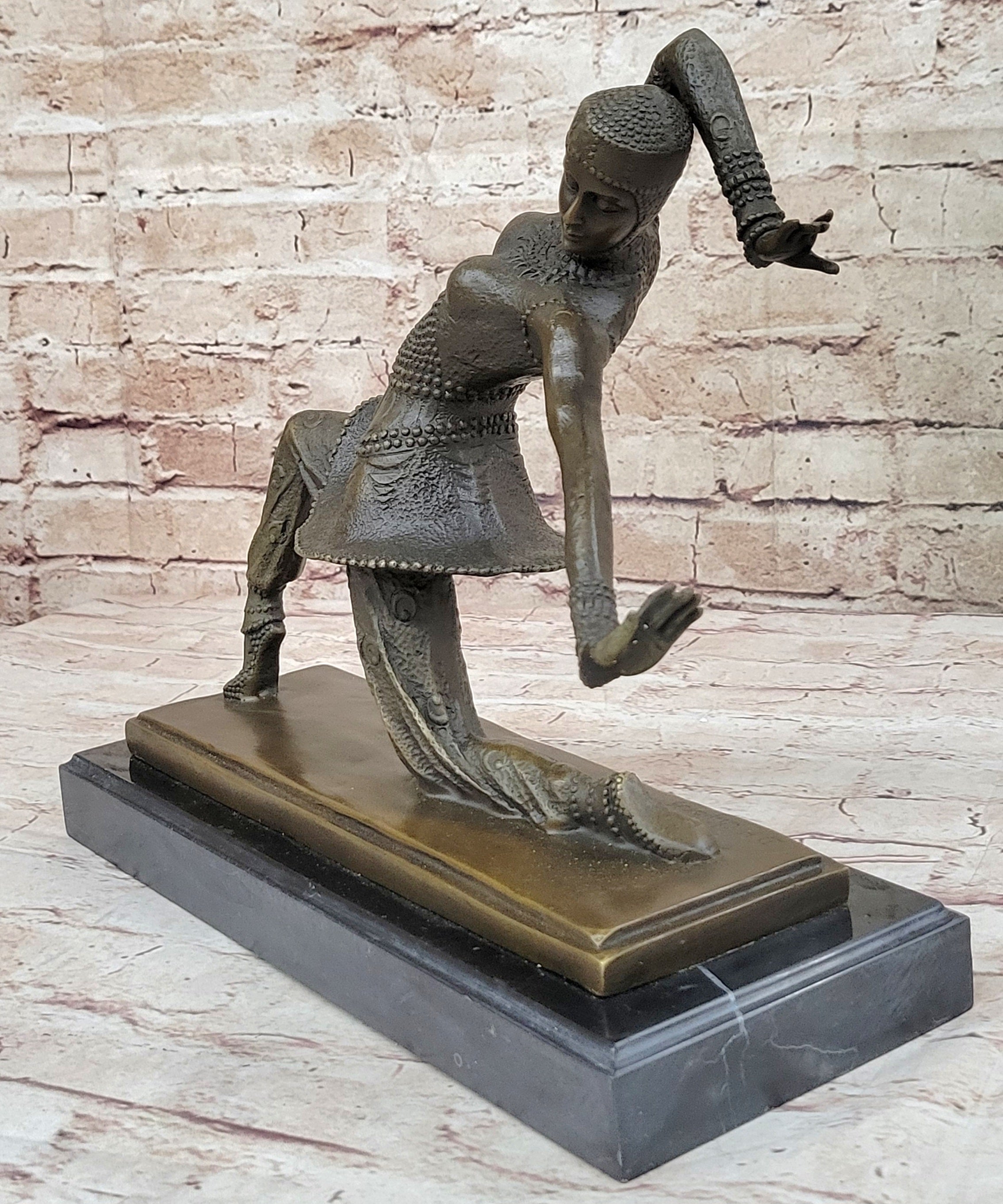 VINTAGE SIGNED KAMONA BY D.H DIMITRUS BRONZE STATUE ANTIQUE REPRODUCTION FIGURE