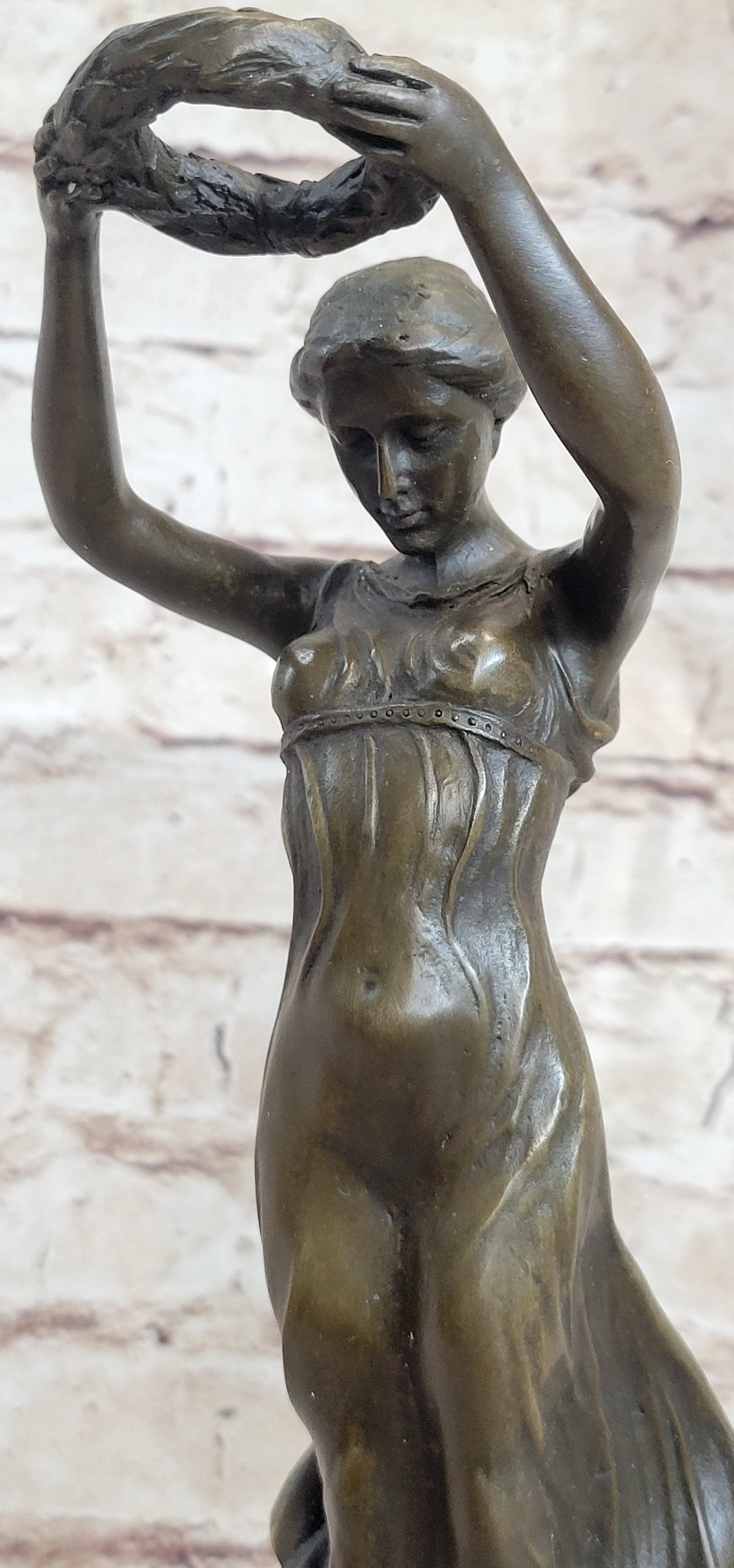 Greek Roman Art Woman Holding Laurels Wreath Crown Bronze Figure