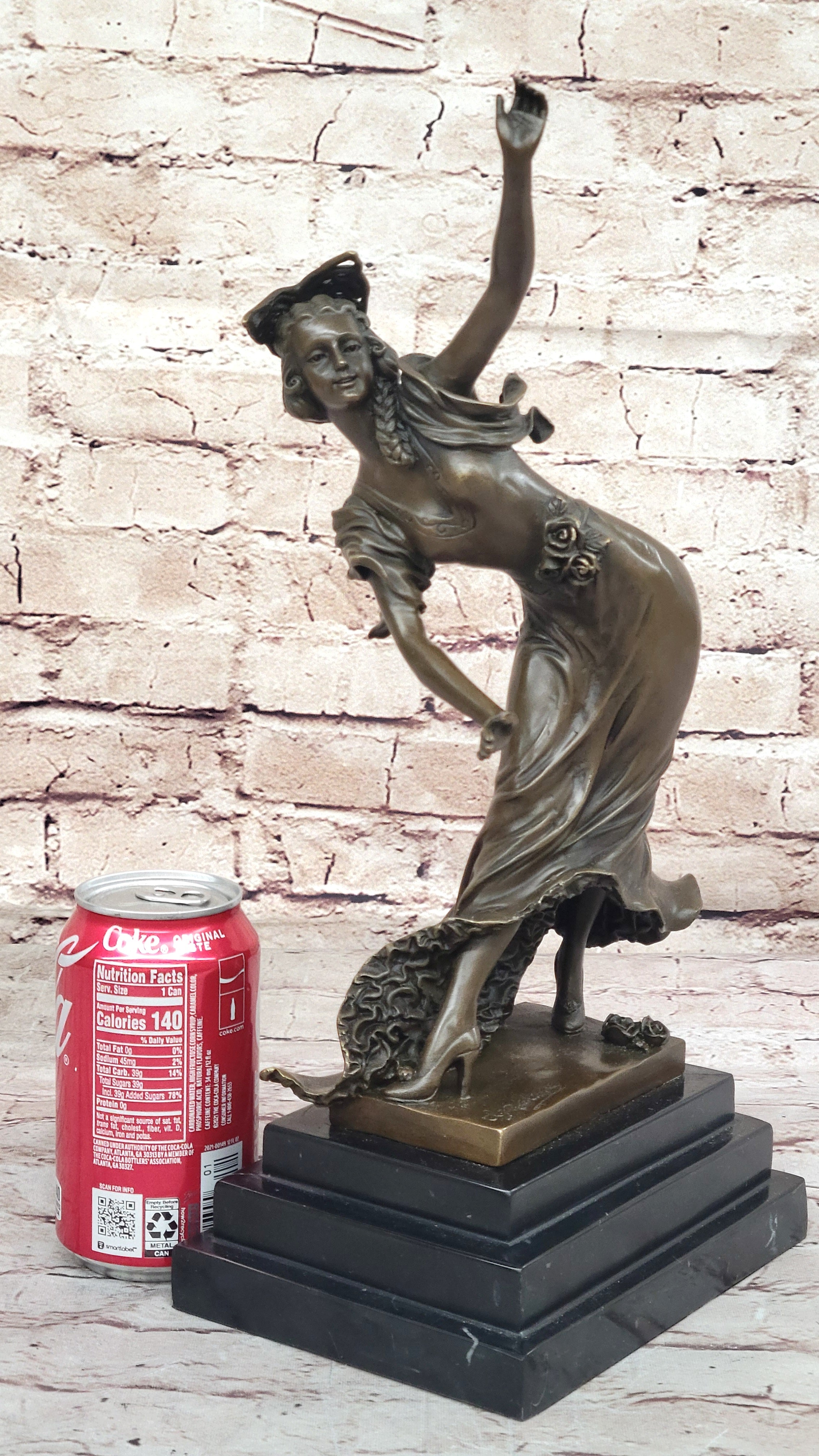 Spanish Flamenco Dancer - Bronze Sculpture on Marble Base