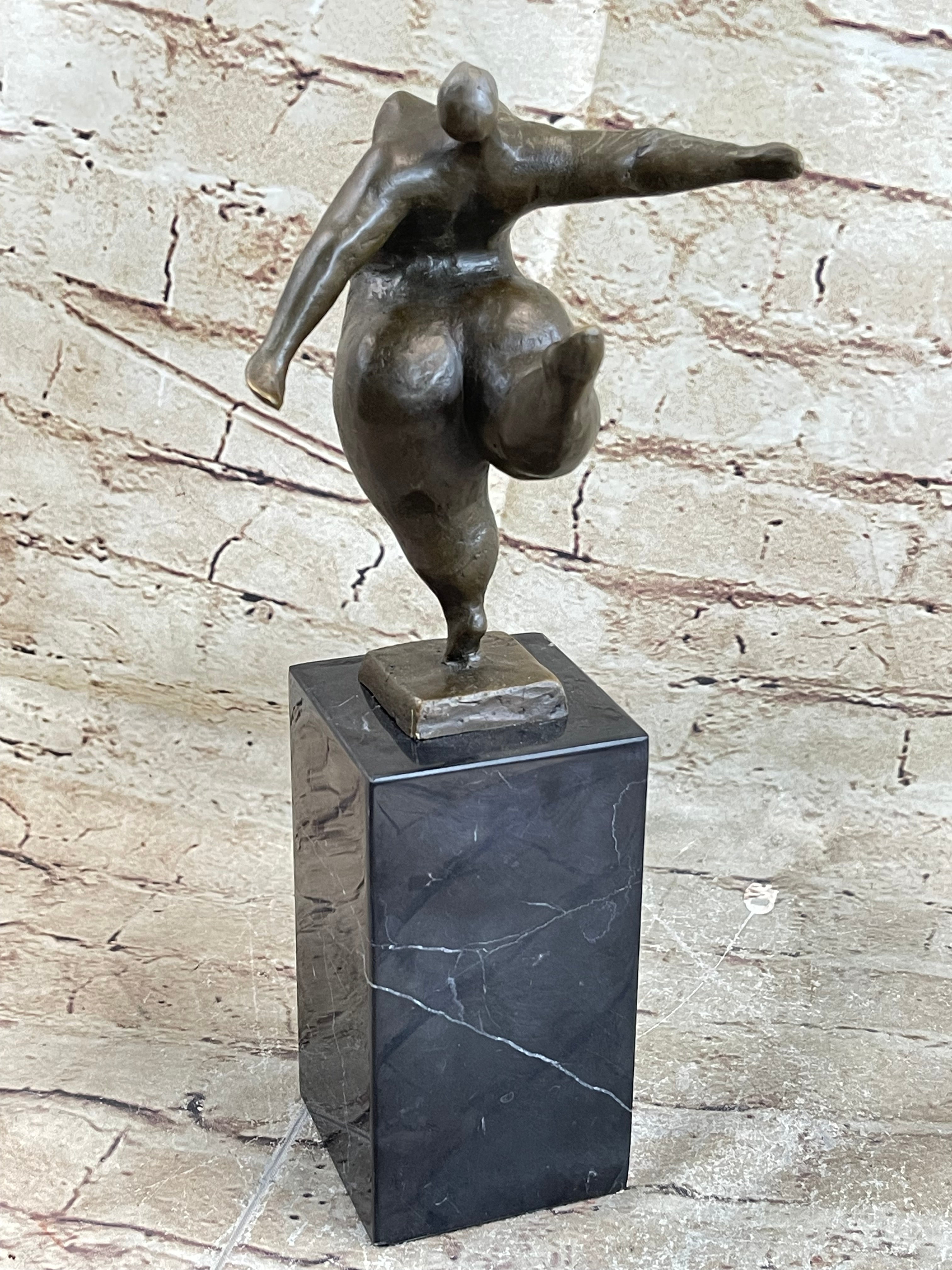 Hot Cast Bronze Fertility Dancer Nude Female Figure Curvy Body Sculpture Statue