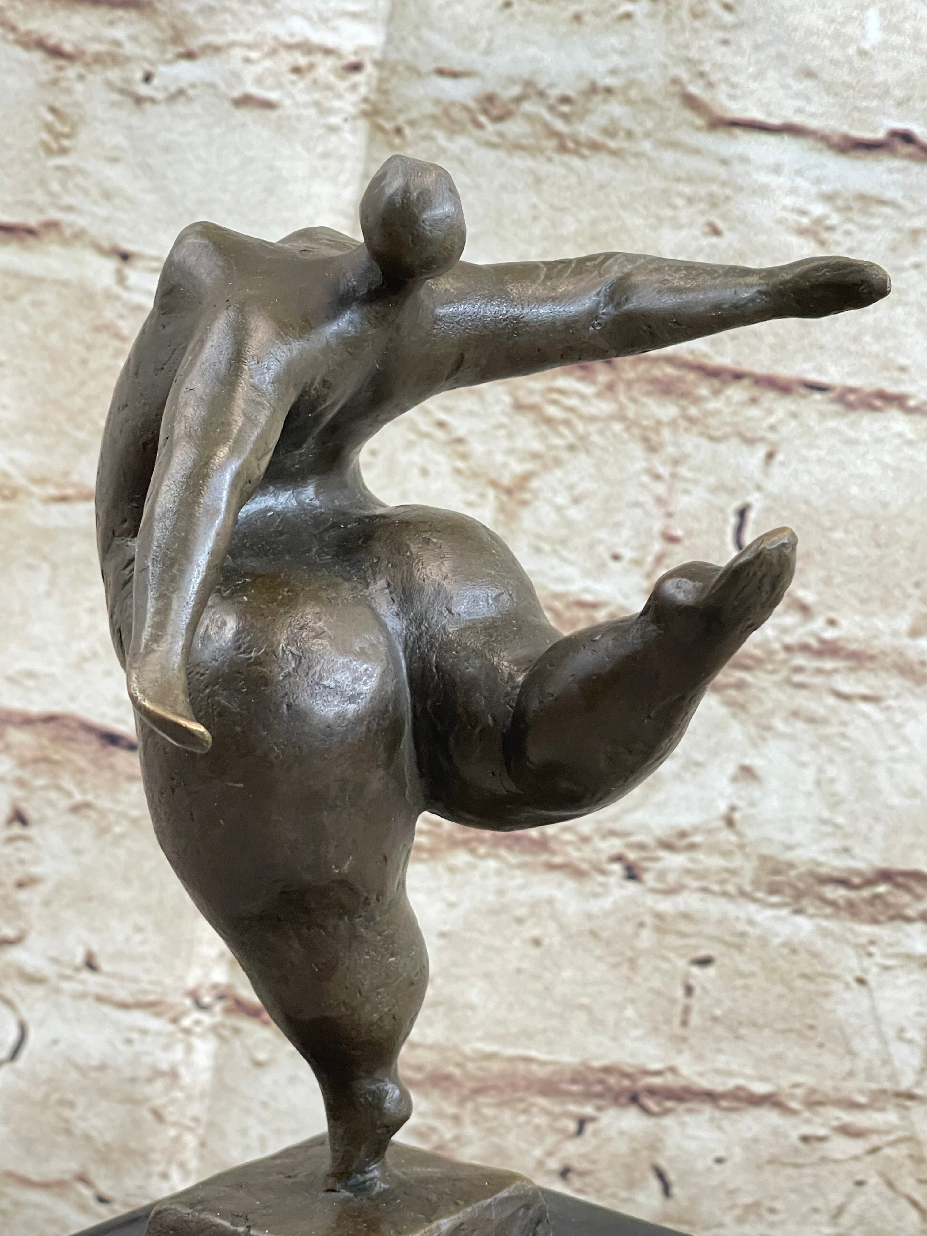 Hot Cast Bronze Fertility Dancer Nude Female Figure Curvy Body Sculpture Statue