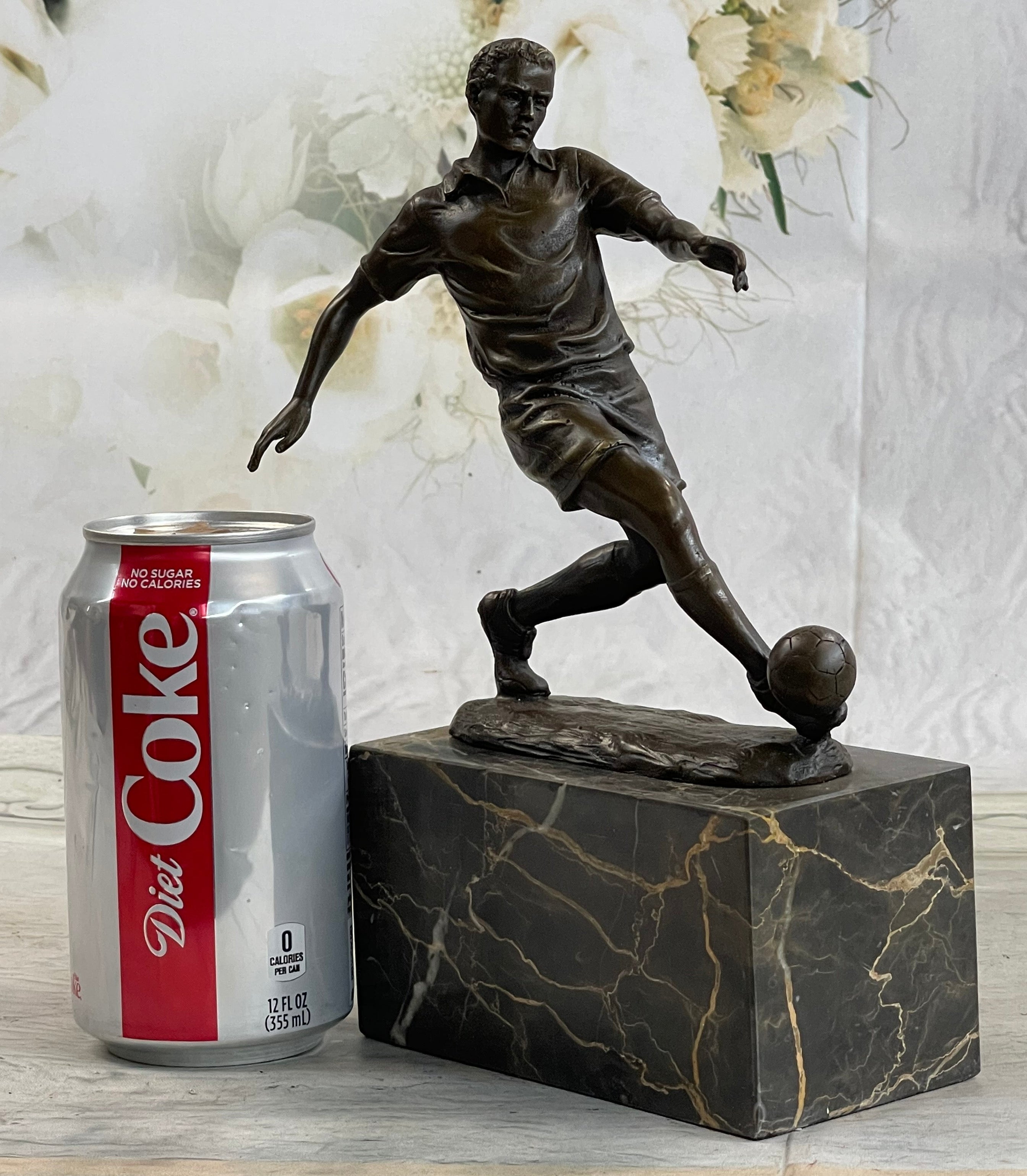 European Football Player Bronze Figure Soccer Ball Hot Cast D