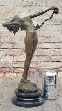 Hot Cast Bronze Sculpture Harriet Frishmuth The Vine Nude Female Figure Holding Grapes