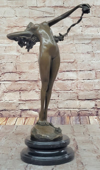 Hot Cast Bronze Sculpture Harriet Frishmuth The Vine Nude Female Figure Holding Grapes